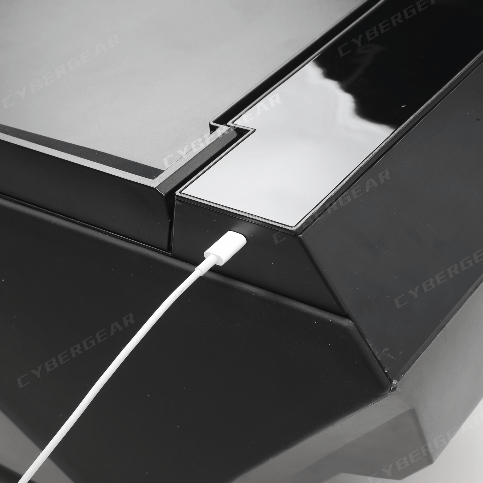 18L Center Console Floor Refrigerator for Cybertruck