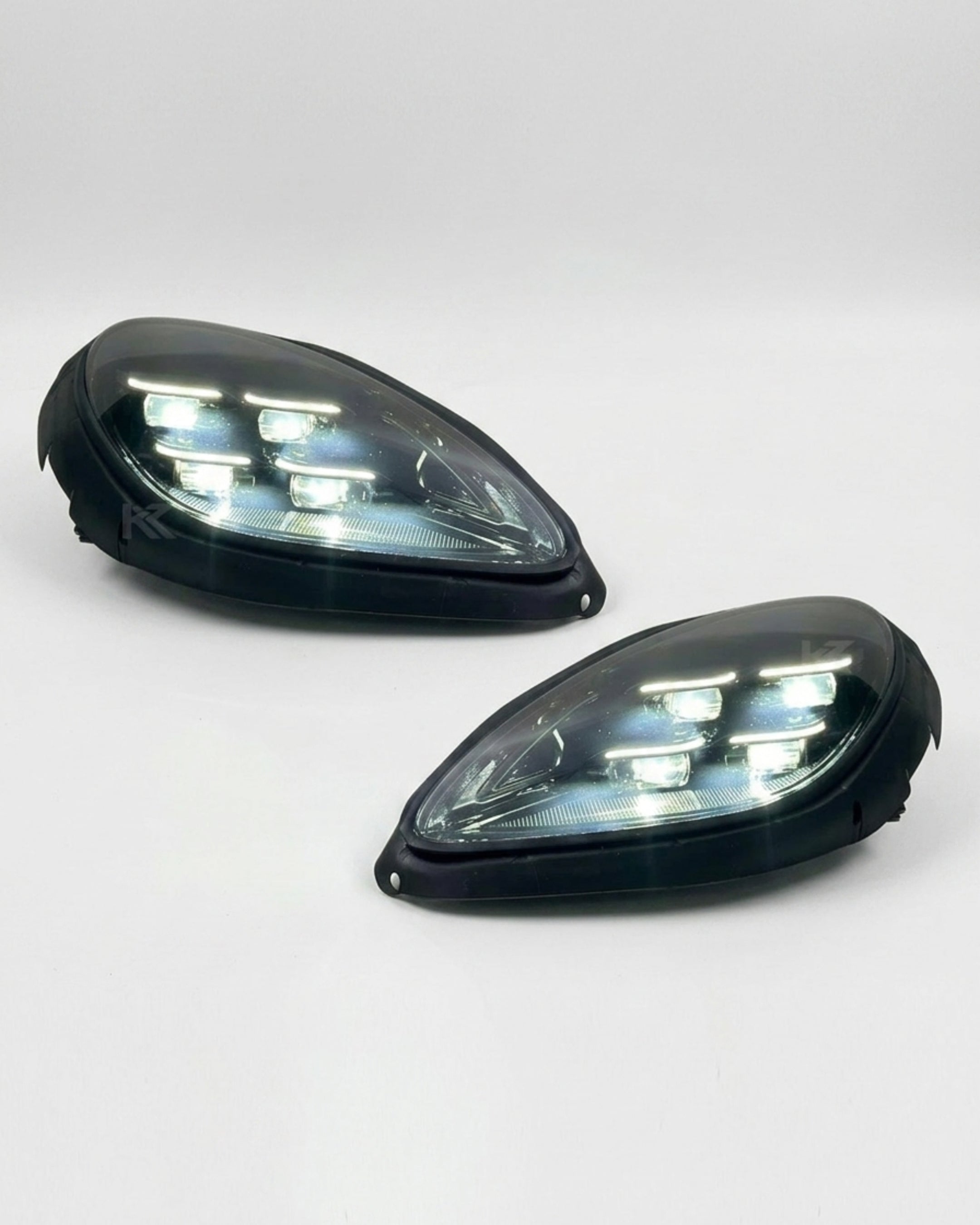 Porsche Macan 95B / 95B.1 LED Headlight Assembly with Daytime Running Lights 2014 - 2020 (Upgrade to 95B.3 Style / Replaces 96463190703)
