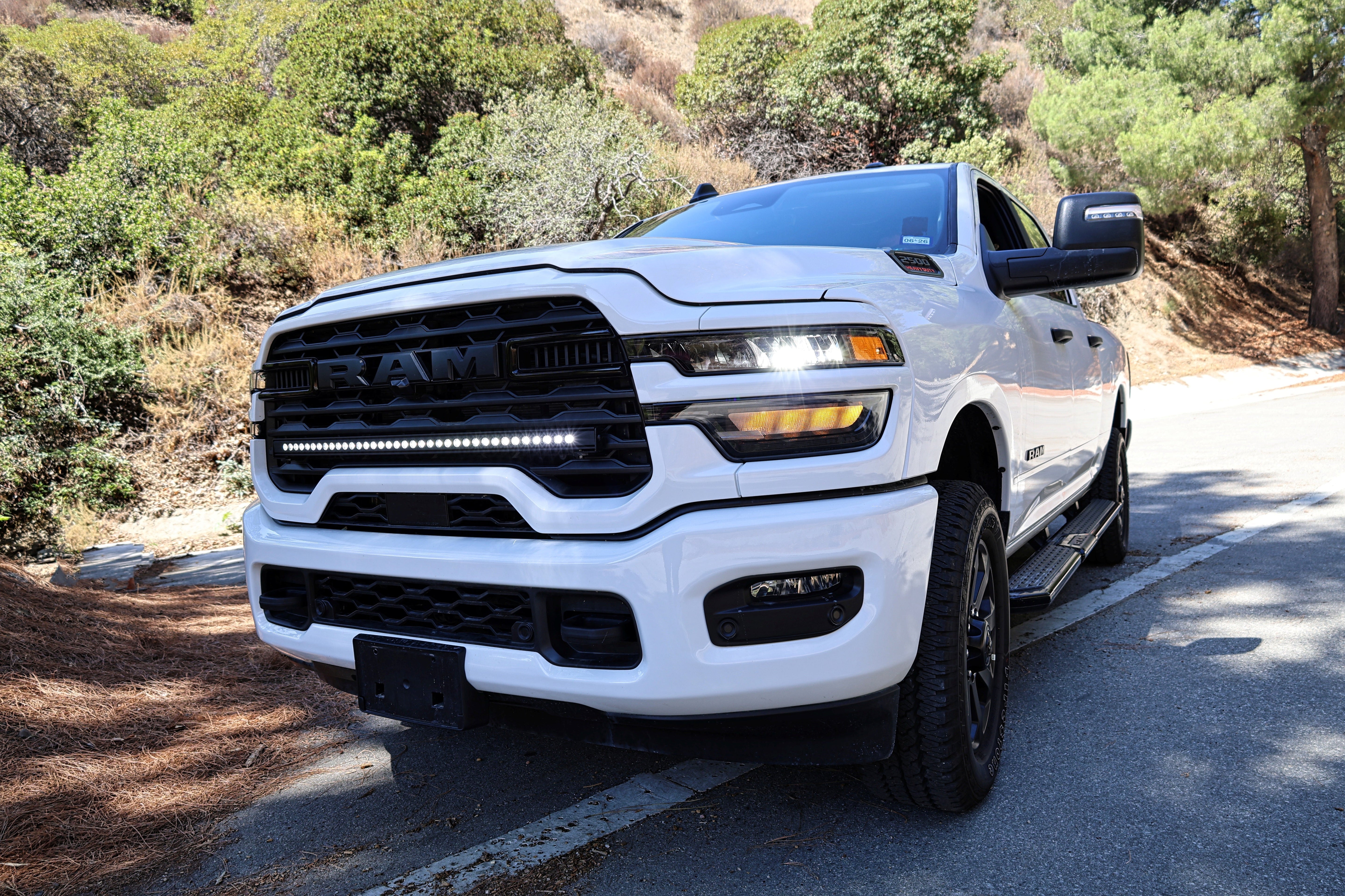 2025+ RAM 2500/3500 40in Light Bar SLIM