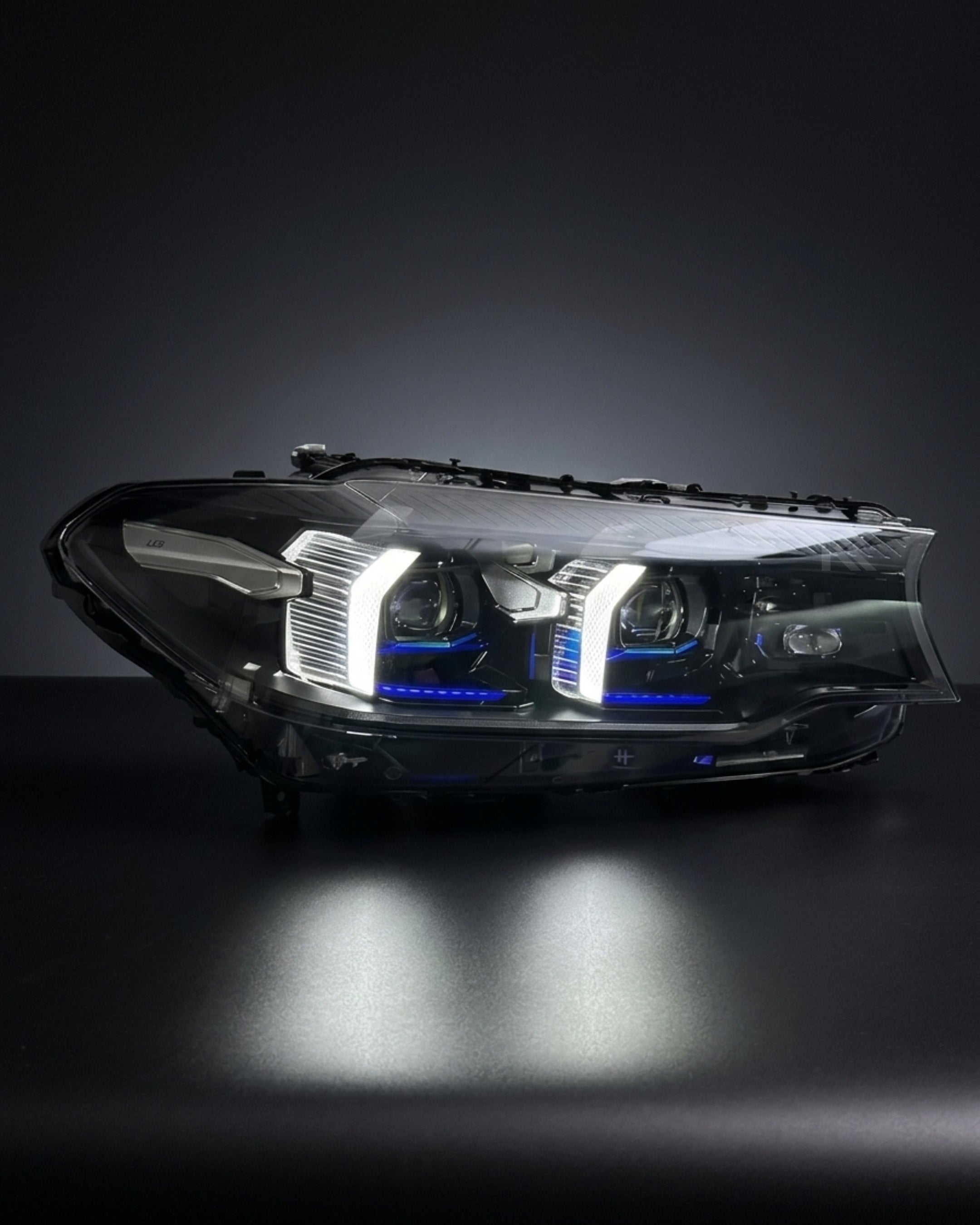 BMW 5 Series G30 / G38 / M5 F90 Dual-Color LED Headlight Assembly with DRL 2018 - 2020