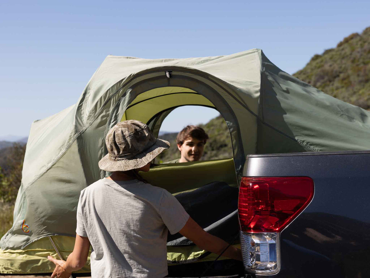 REV PICKUP TRUCK TENT