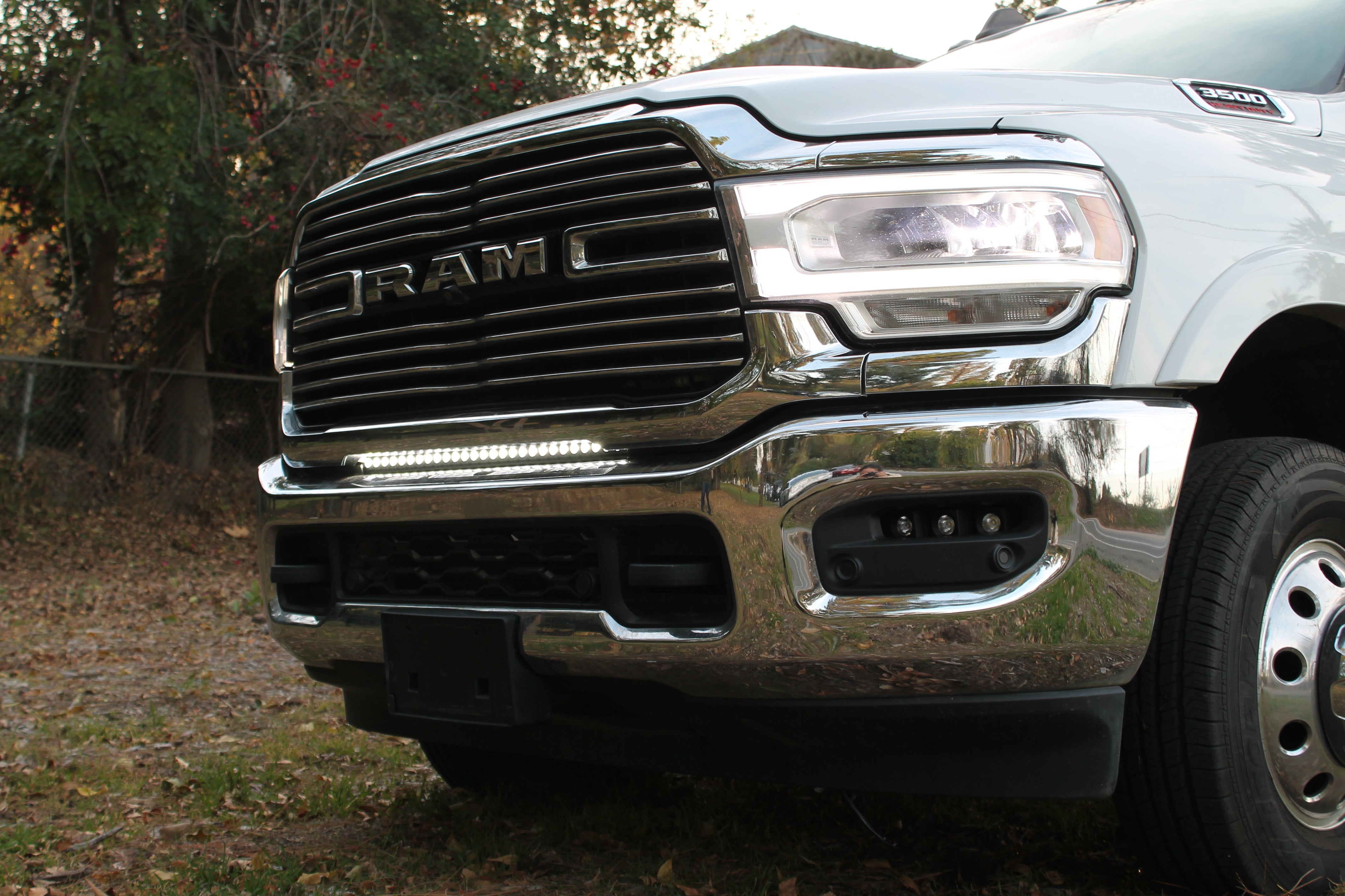 2019-2024 RAM 2500/3500 30in Light Bar