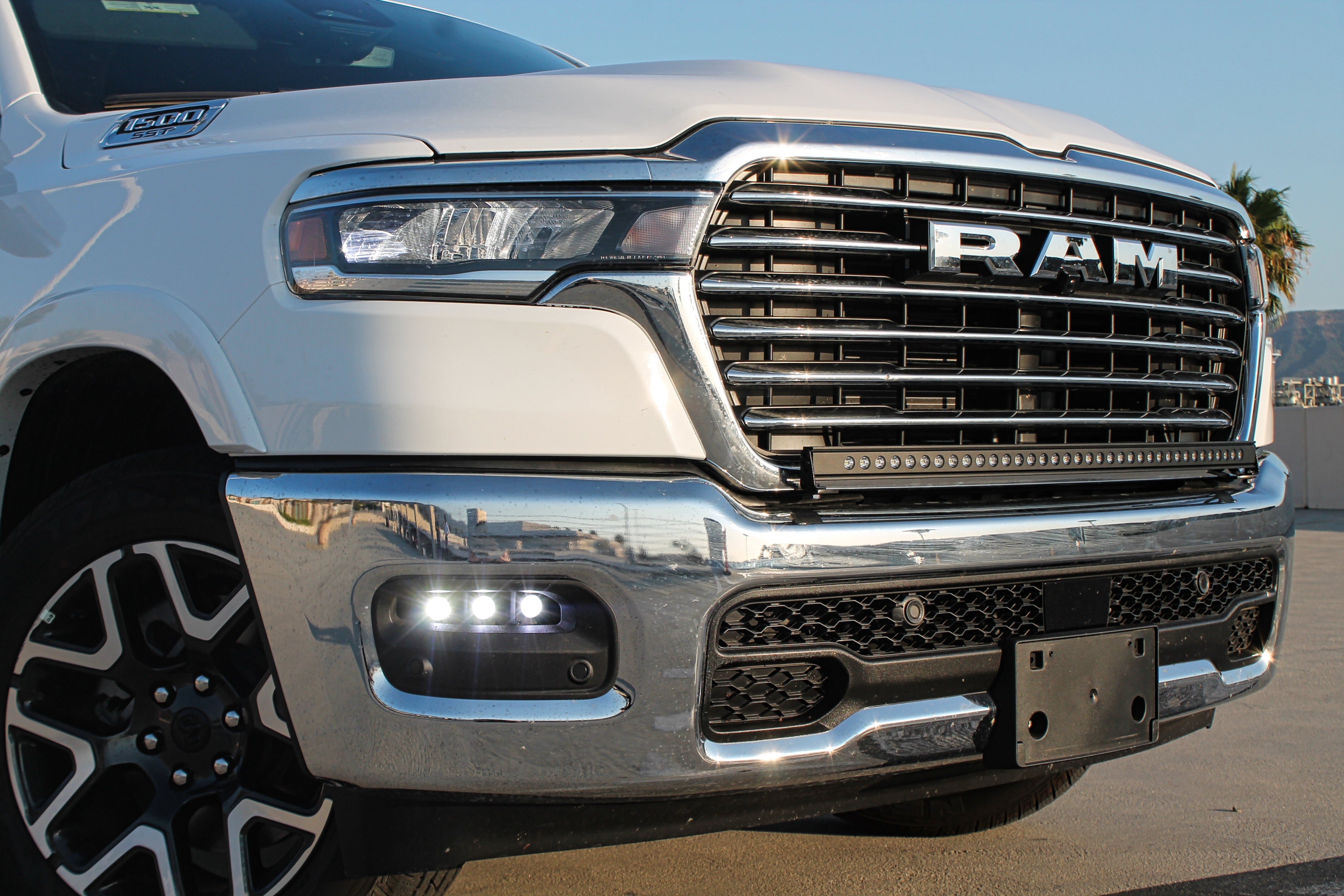 2025+ RAM 1500 Fog Light Kit