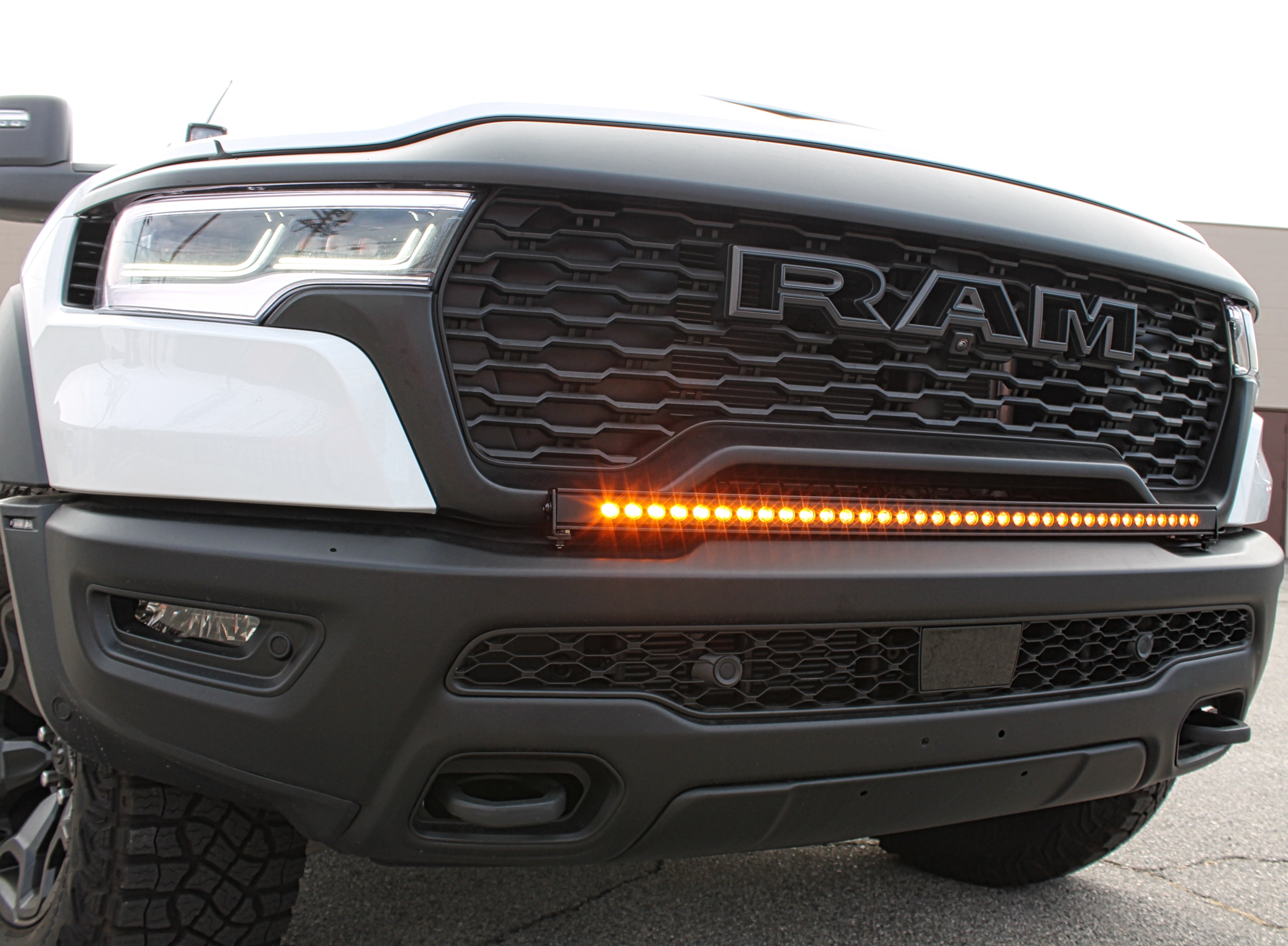2025+ RAM 1500 RHO 40in Light Bar - Slim