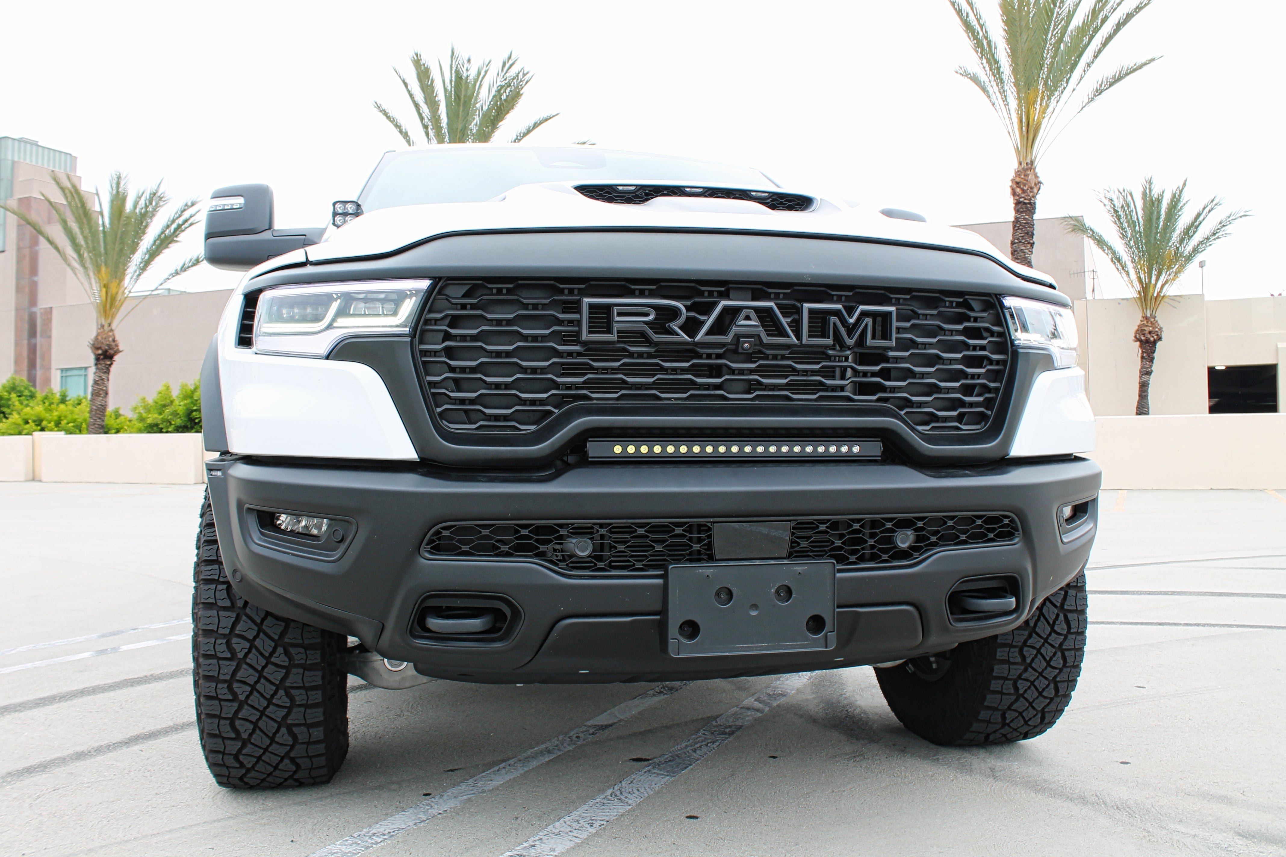 2025+ RAM 1500 RHO 23in Light Bar- Slim