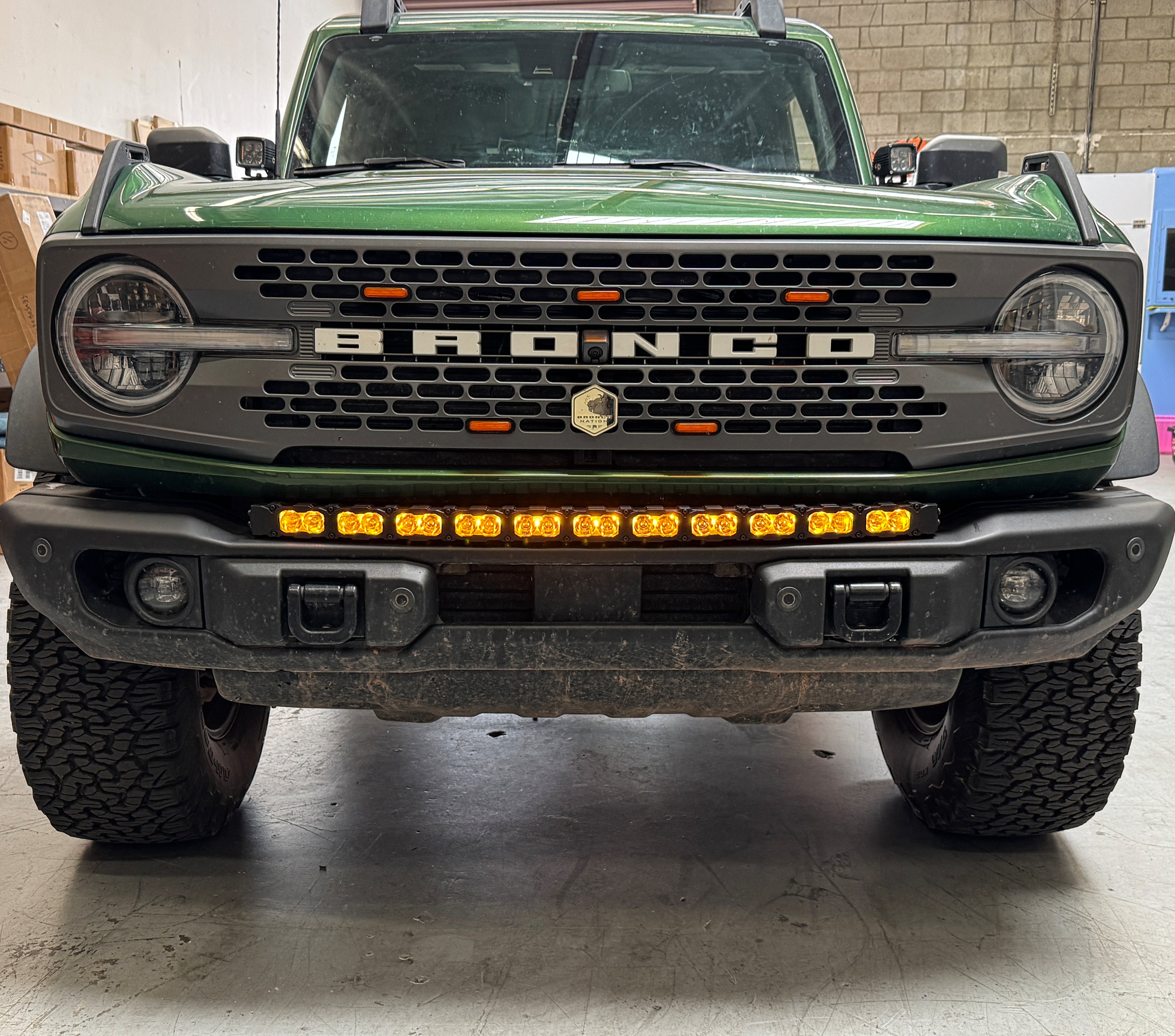 2021+ Ford Bronco Capable Bumper 40in Light Bar - PRO