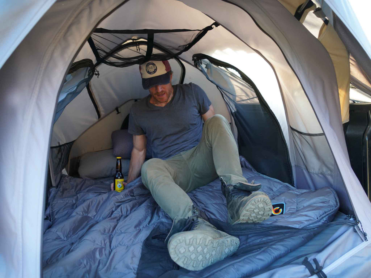 REV PICKUP TRUCK TENT (g2)