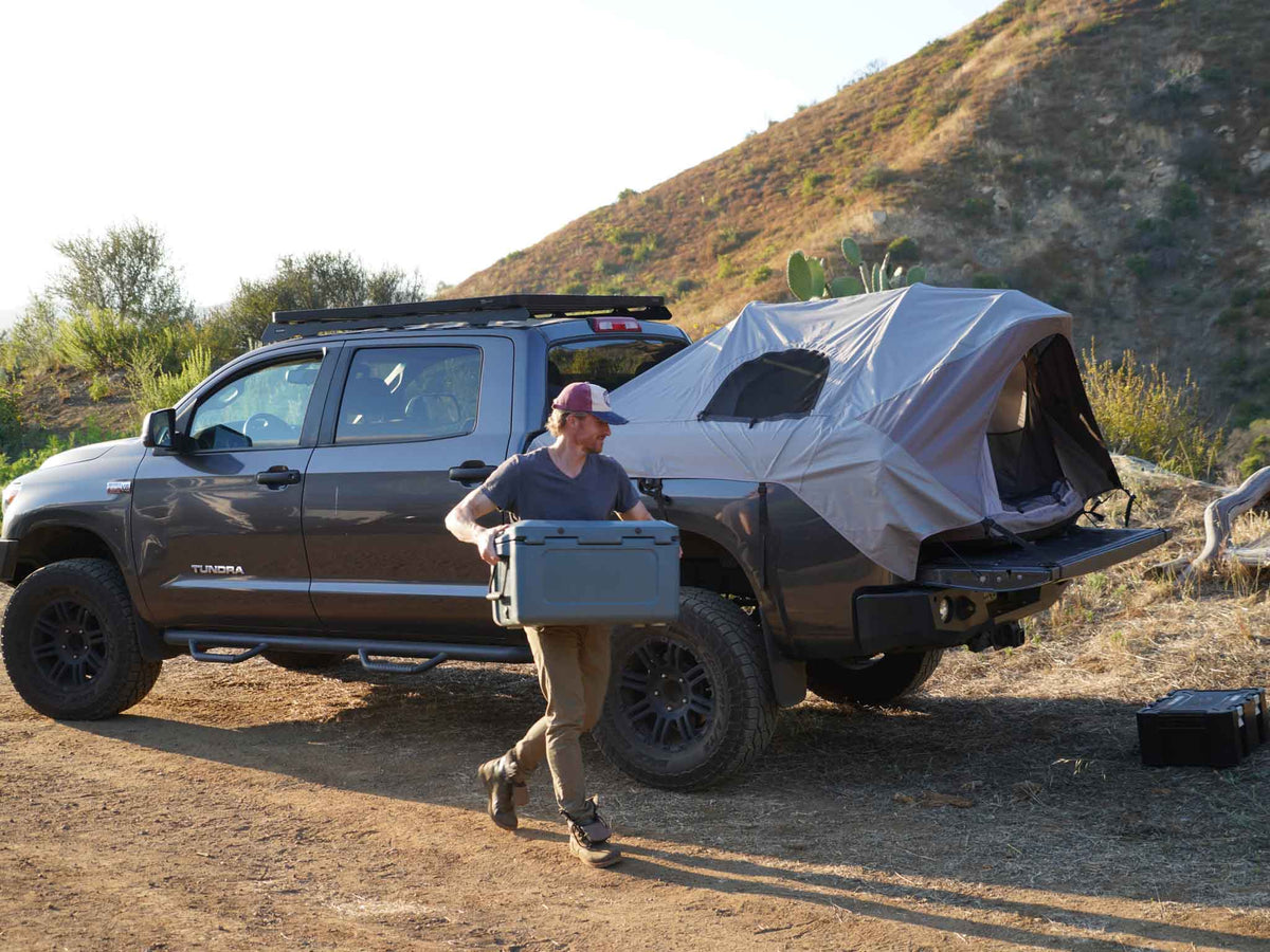 REV PICKUP TRUCK TENT (g2)