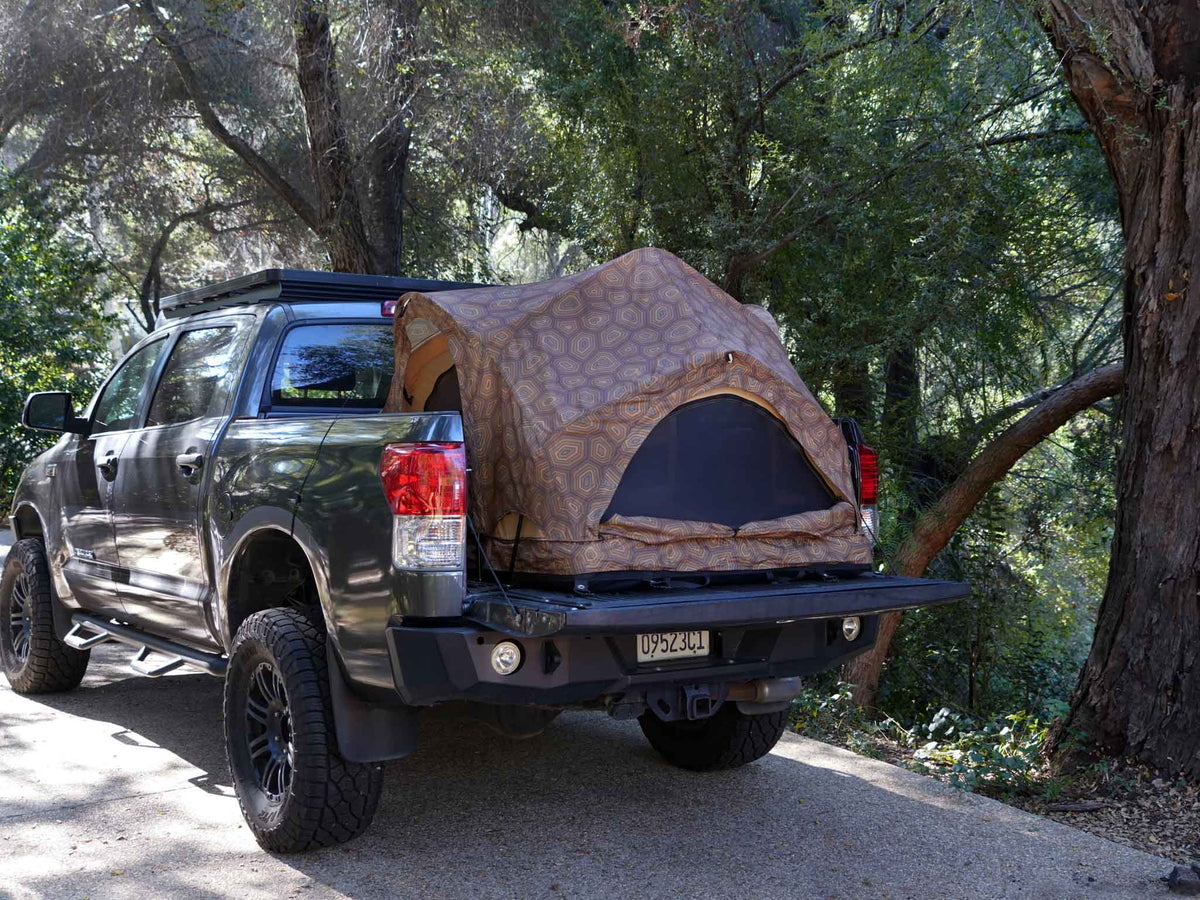 REV PICKUP TRUCK TENT (shellter)