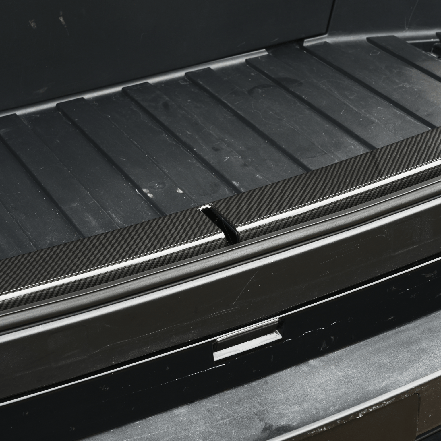 [Real Carbon Fiber] Front Trunk Guard Plate For Cybertruck