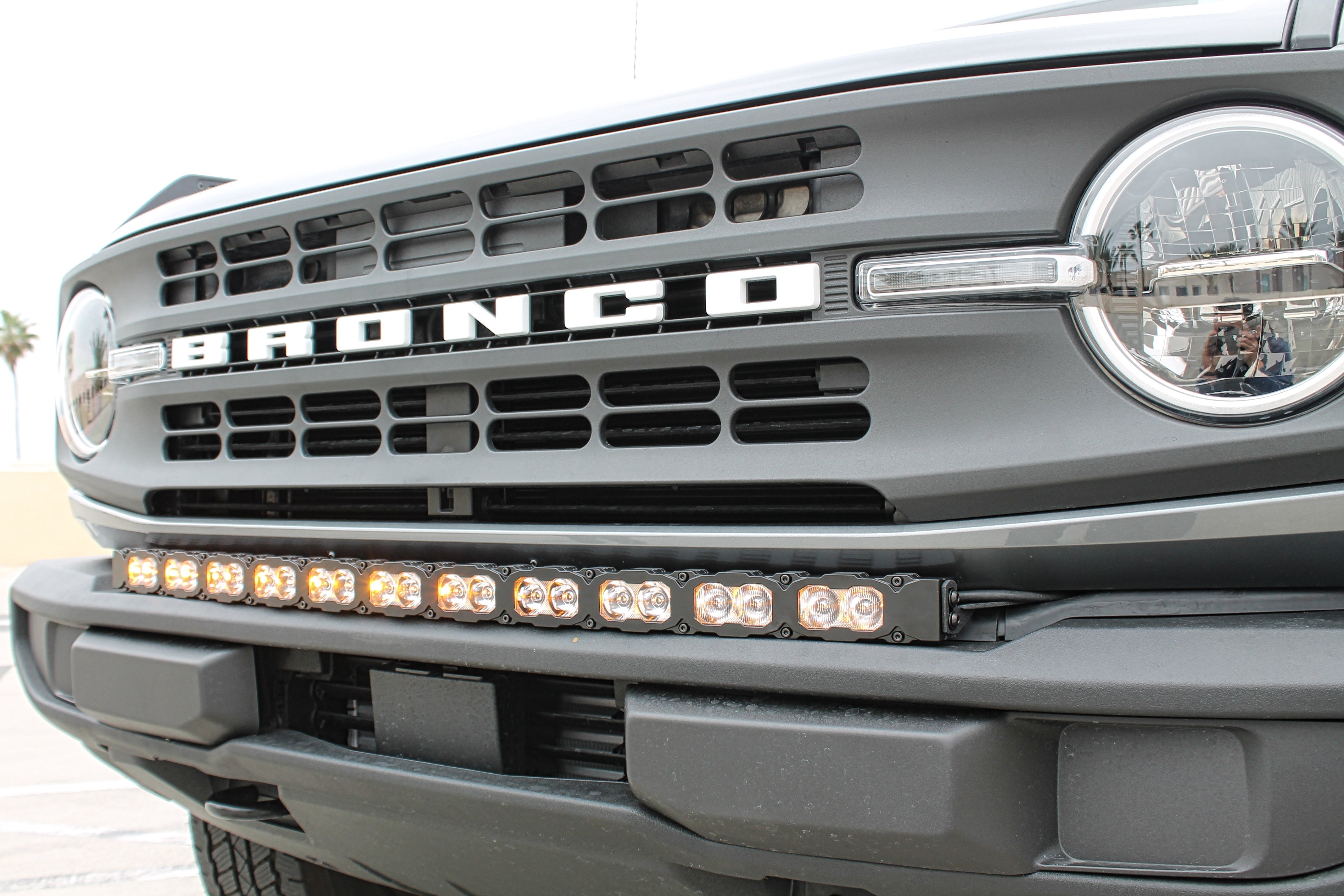 2021+ Ford Bronco Standard Bumper 40in Light Bar PRO