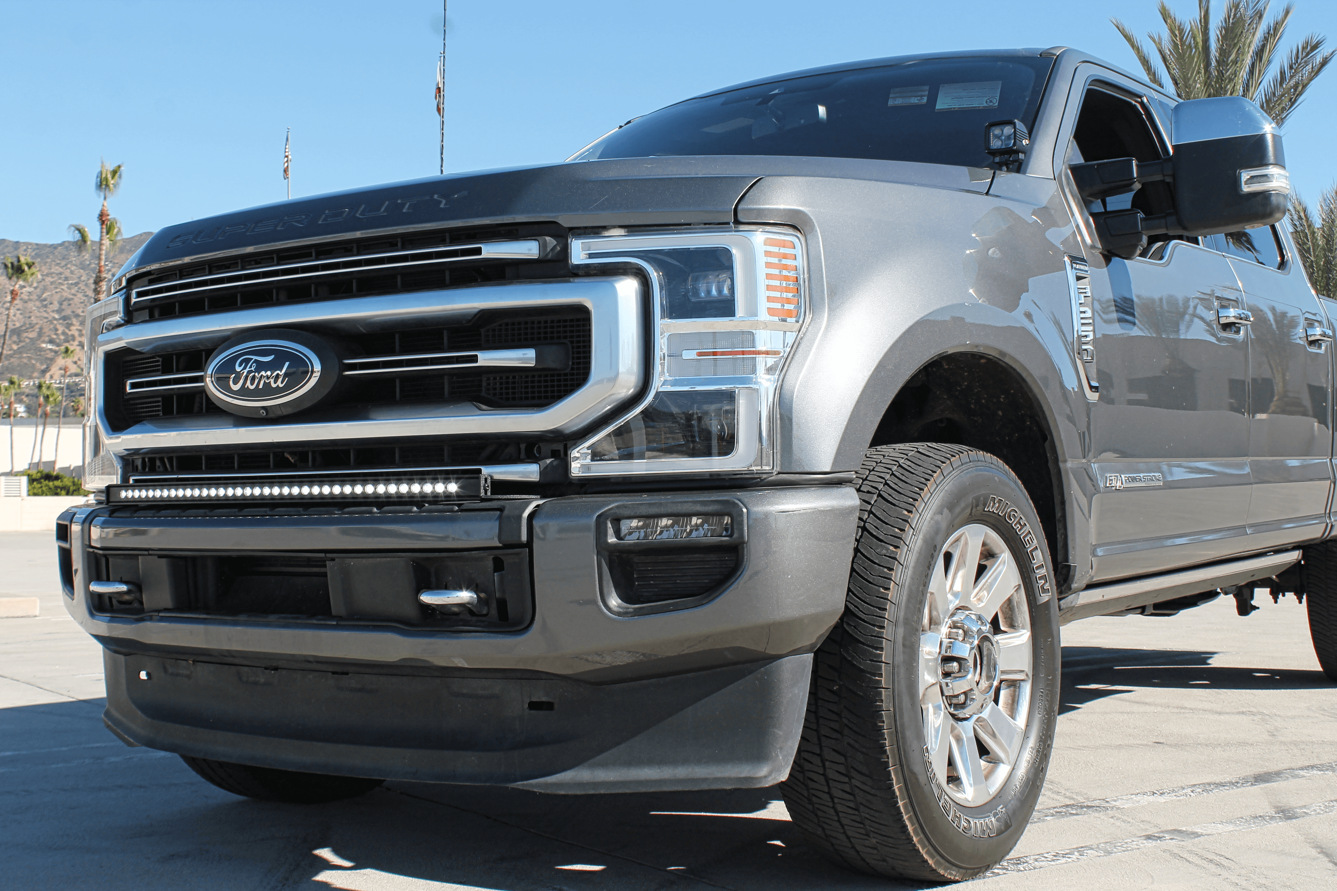 2020-22 Ford Super Duty F250/F350/F450 40in Light Bar SLIM