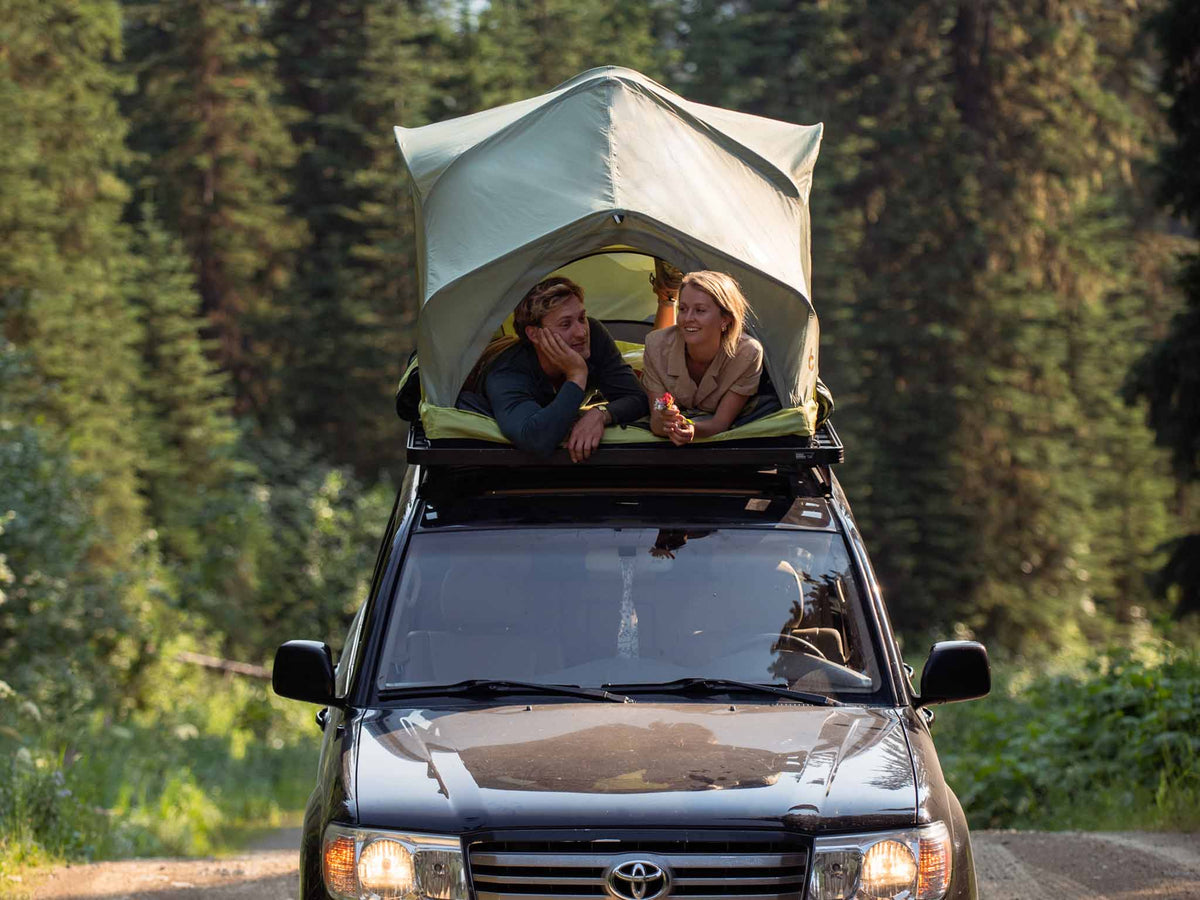 REV PICKUP TRUCK TENT