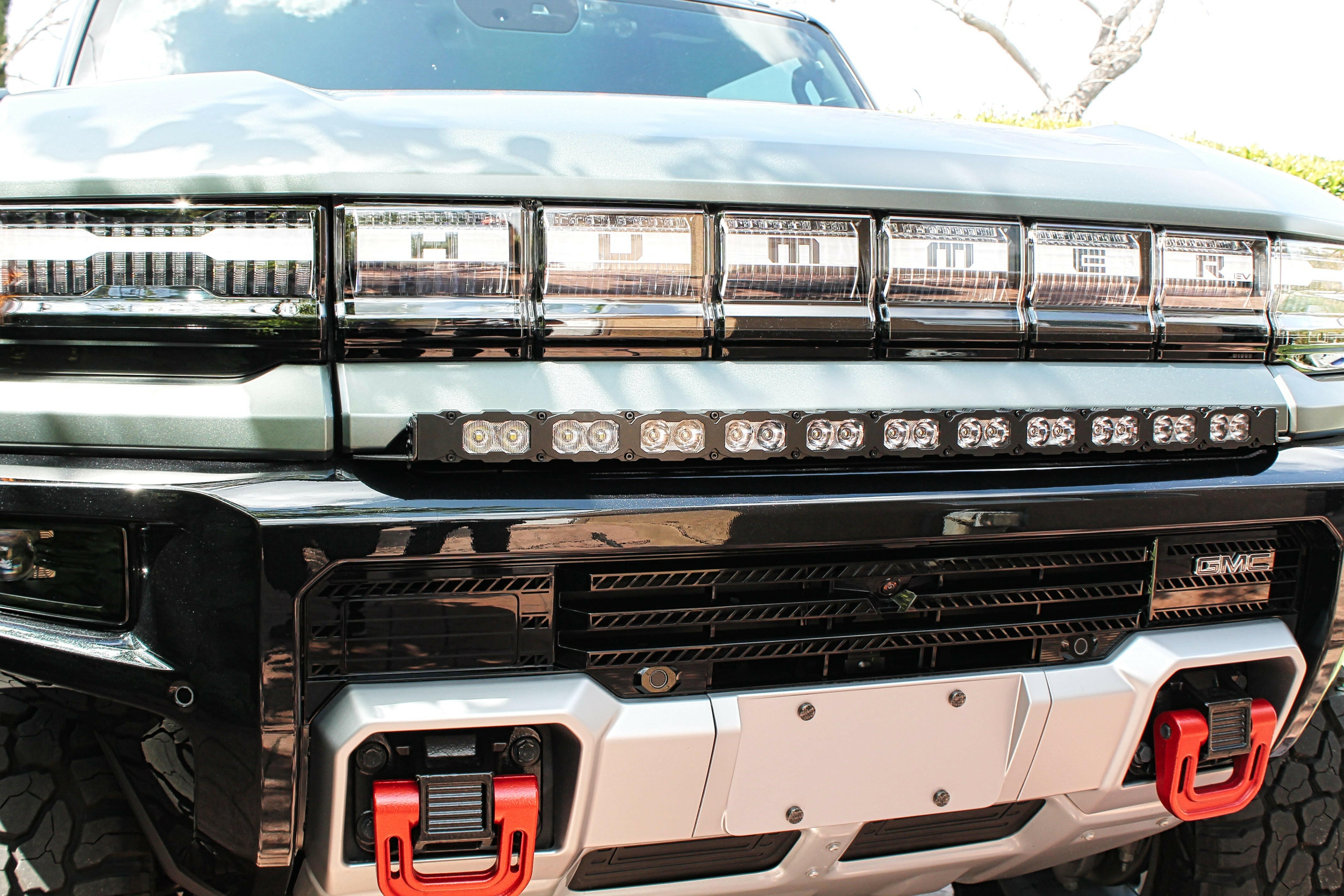 2022+ GMC Hummer EV Bumper 40in Light Bar-PRO