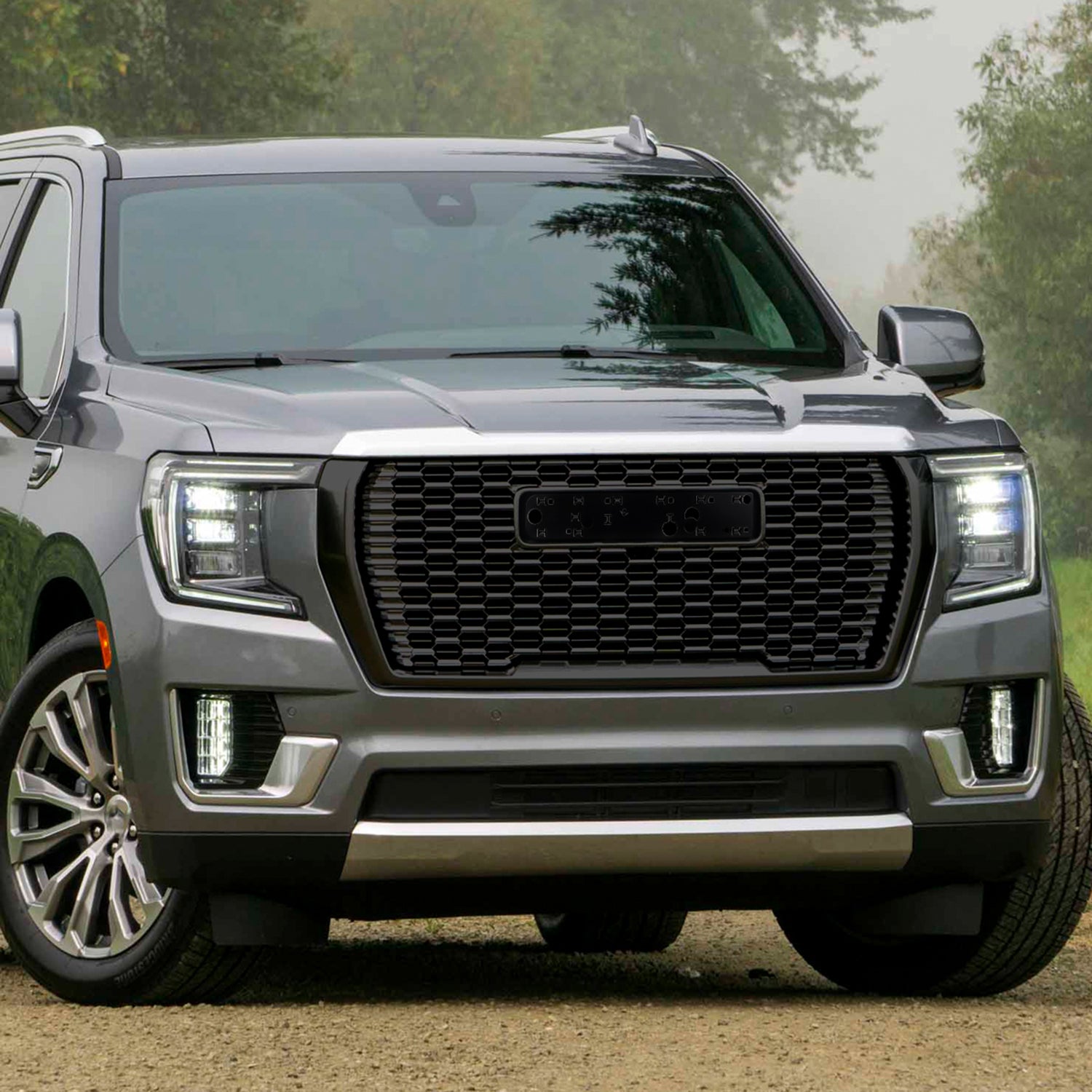 2021-2023 GMC Yukon/Yukon XL Denali Style Front Glossy Black Mesh Grille