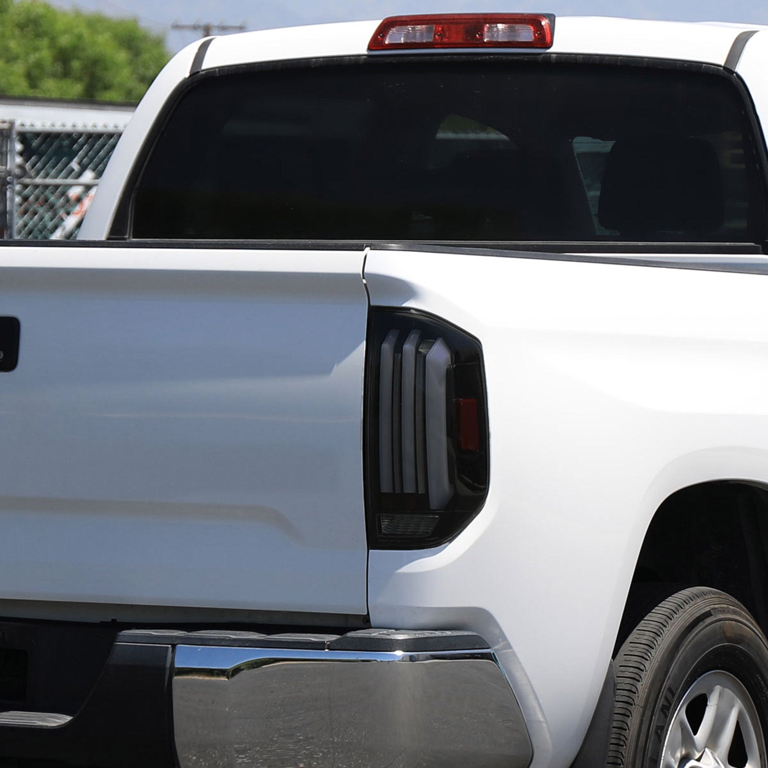 2014-2021 Toyota Tundra Facelift LED Tail Lights Turn Signal Matt Black/Smoke