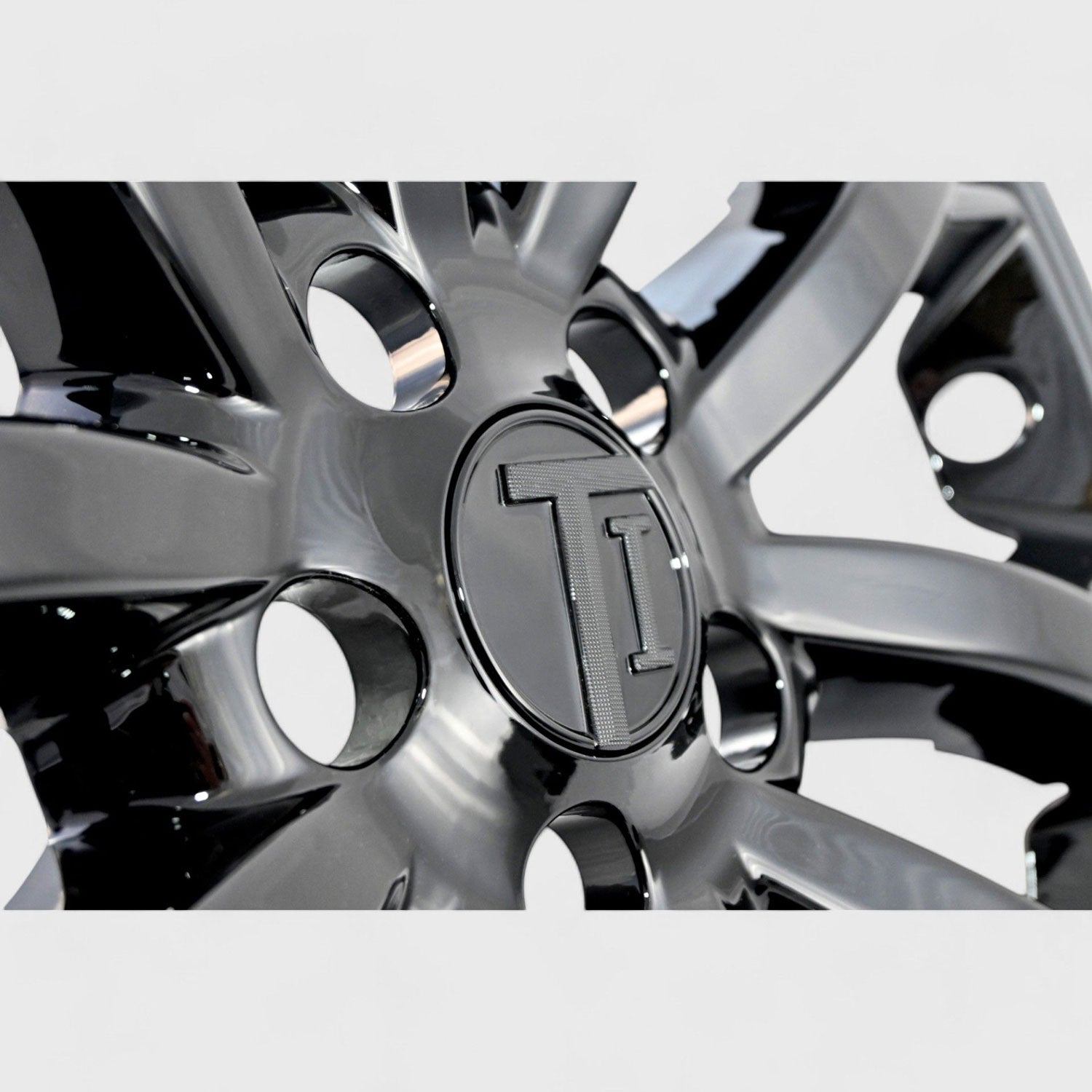 2020-2023 Jeep Cherokee Wheel Cover Hubcaps Set Gloss Black 8Pcs PP