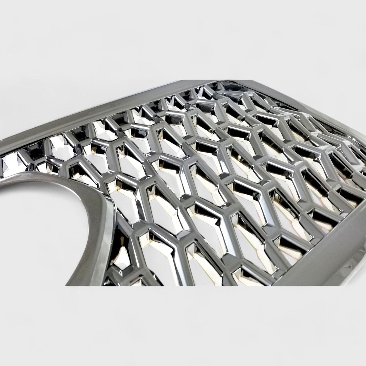 2016-2019 Toyota Tacoma Grille 4.gen Pre-FL Overlay Chrome 1Pcs ABS Plastic