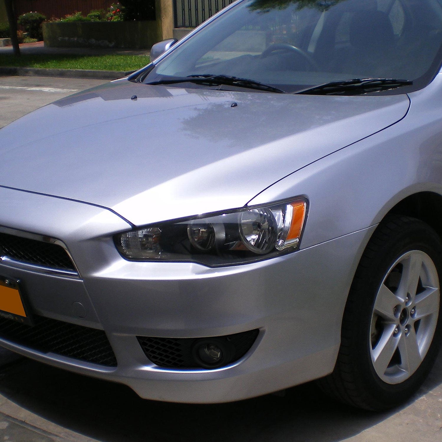 2008-2012 Mitsubishi Lancer H11 Fog Lights Kit Chrome Housing/Smoke Lens