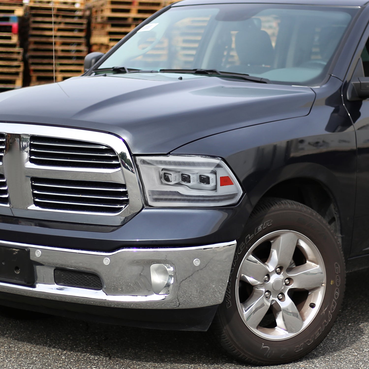 2009-2018 Dodge RAM 1500 RAM 2500 3500 Full LED Headlights White Housing