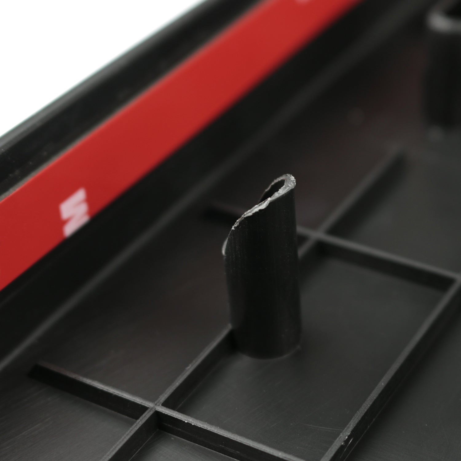 2014-2018 Chevy Silverado/Sierra 1500 2500HD OE Tailgate Cap Protector Cover