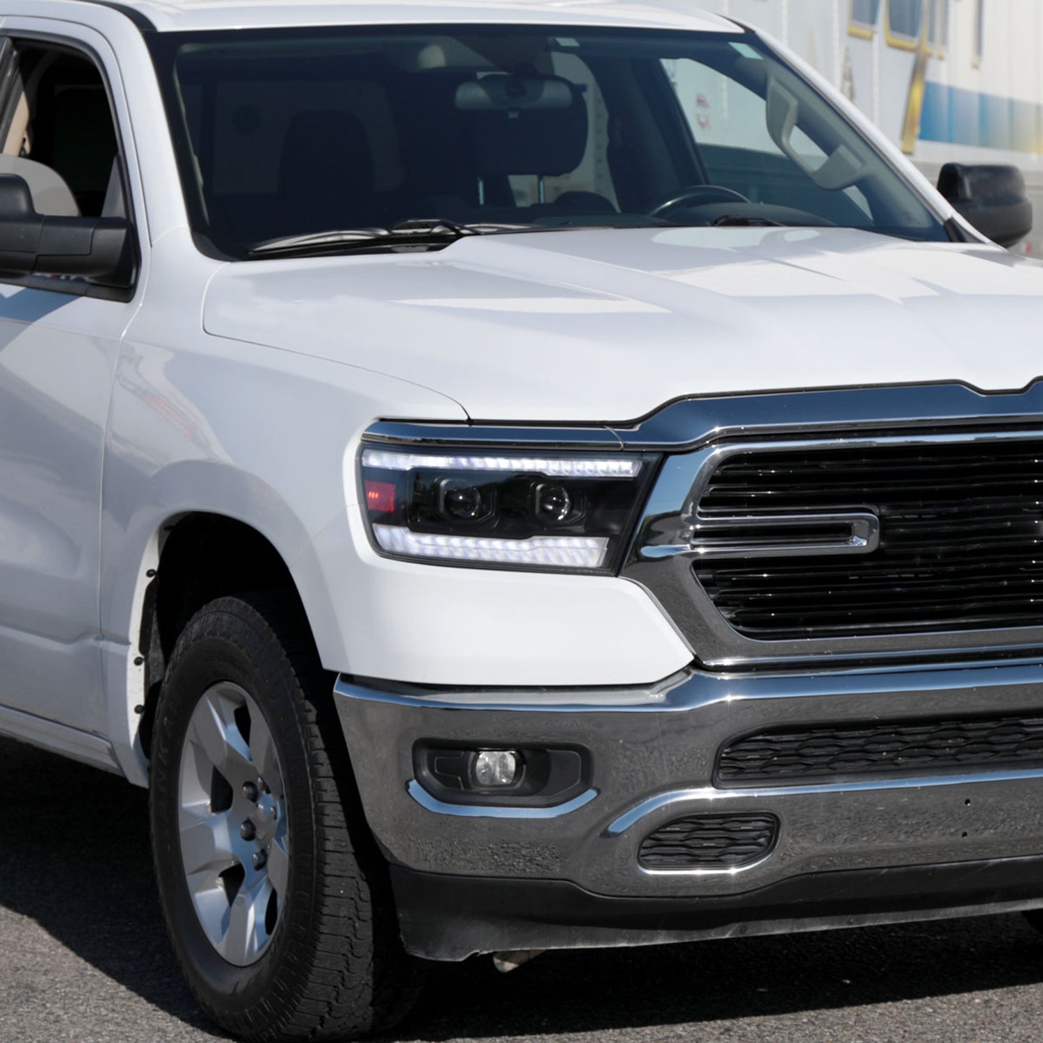 2019-2024 Dodge RAM 1500 Sequential LED Turn Signal Projector Headlights Black