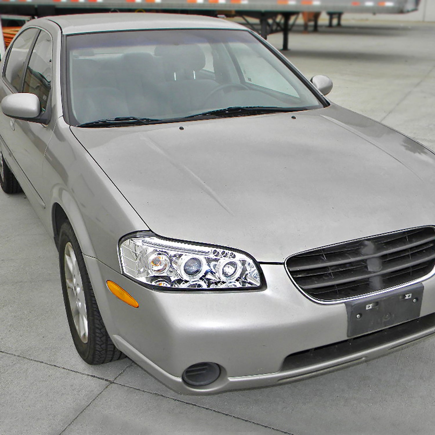 2000-2001 Nissan Maxima Dual Halo Projector Headlights Chrome/Clear Lens