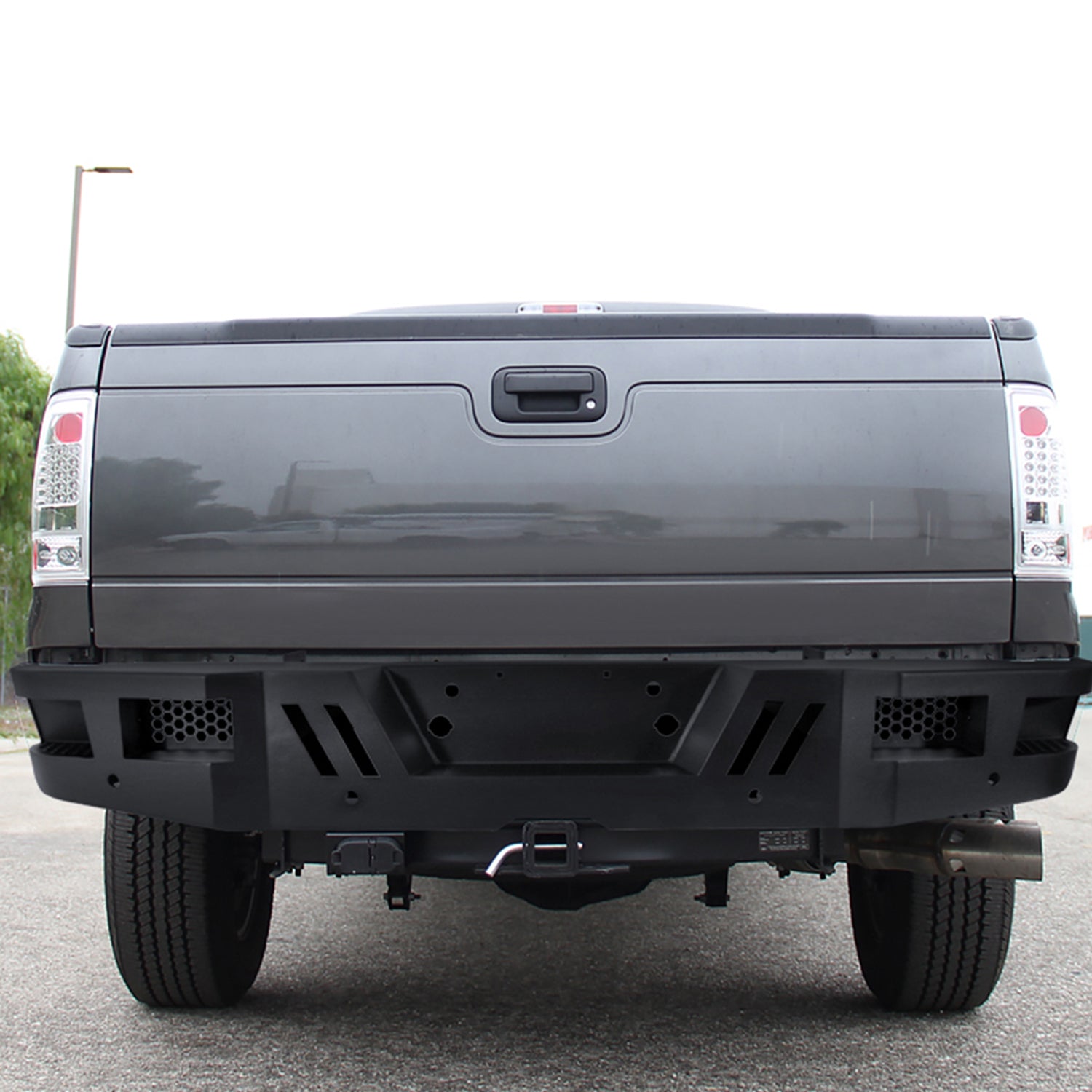 1999-2016 Ford F-250/F-350 Black Heavy Duty Steel Rear Step Bumper