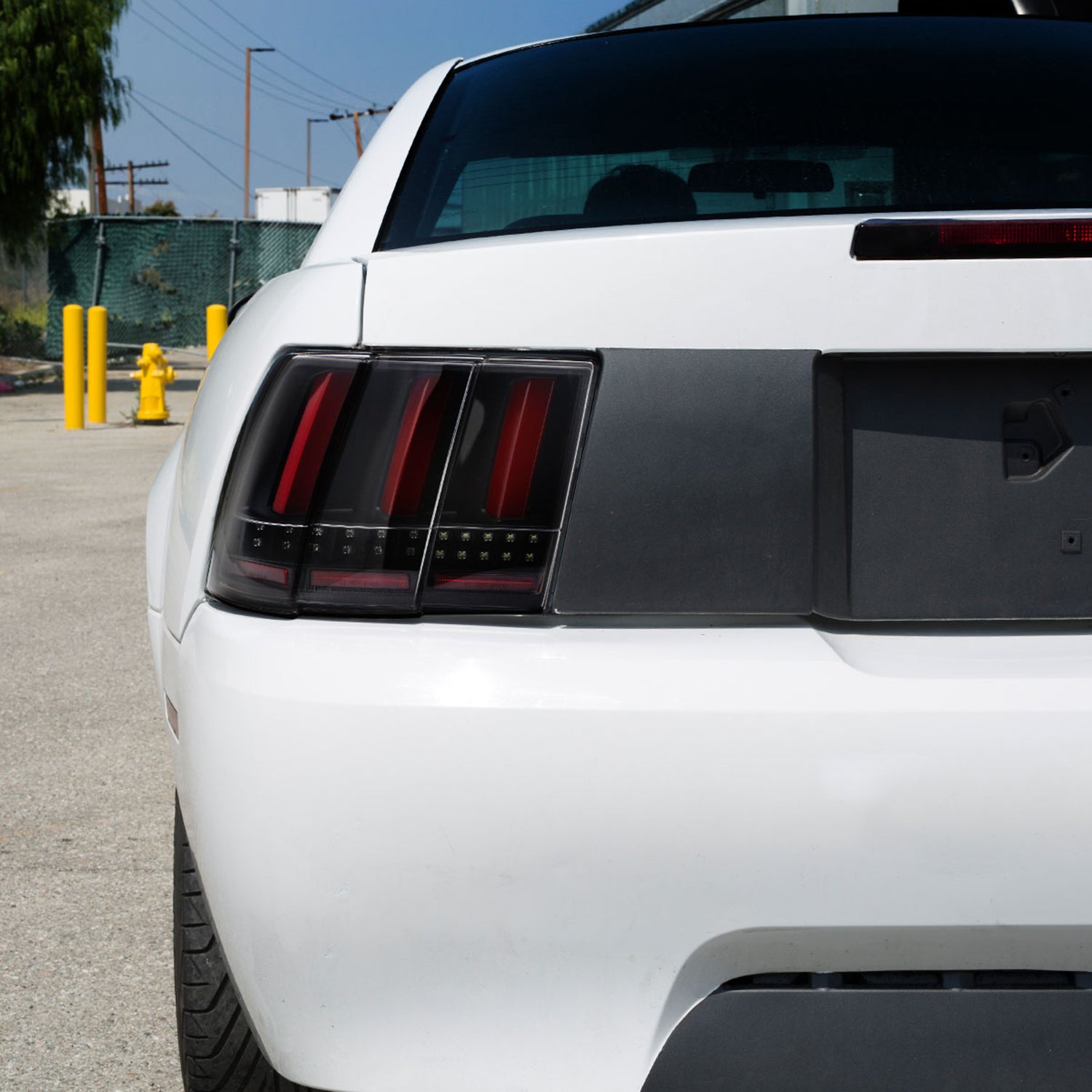 1999-2004 Ford Mustang Sequential LED Tail Lights Black Housing/Clear Lens