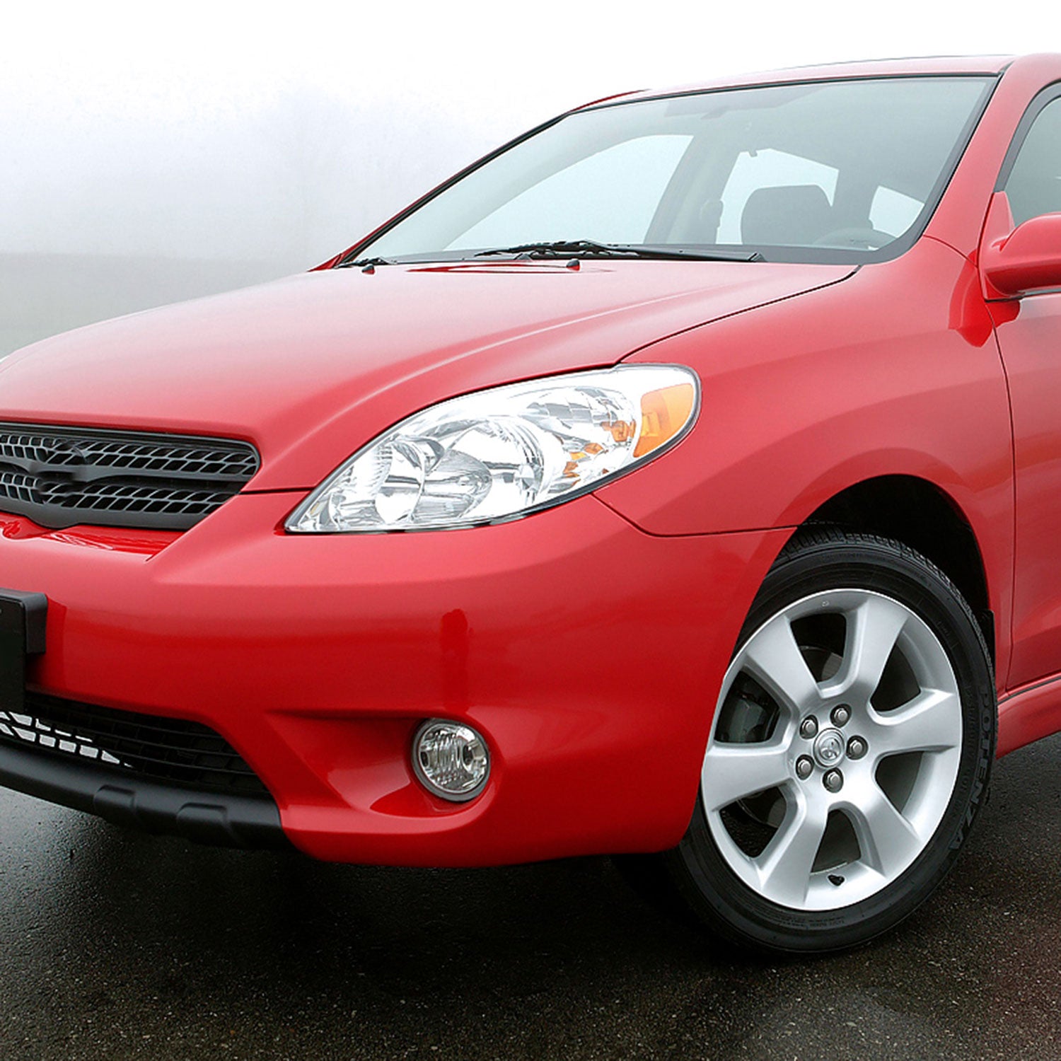 2003-2008 Toyota Matrix Pontiac Vibe 12V/55W 9006 Fog Lights Chrome/Clear Lens