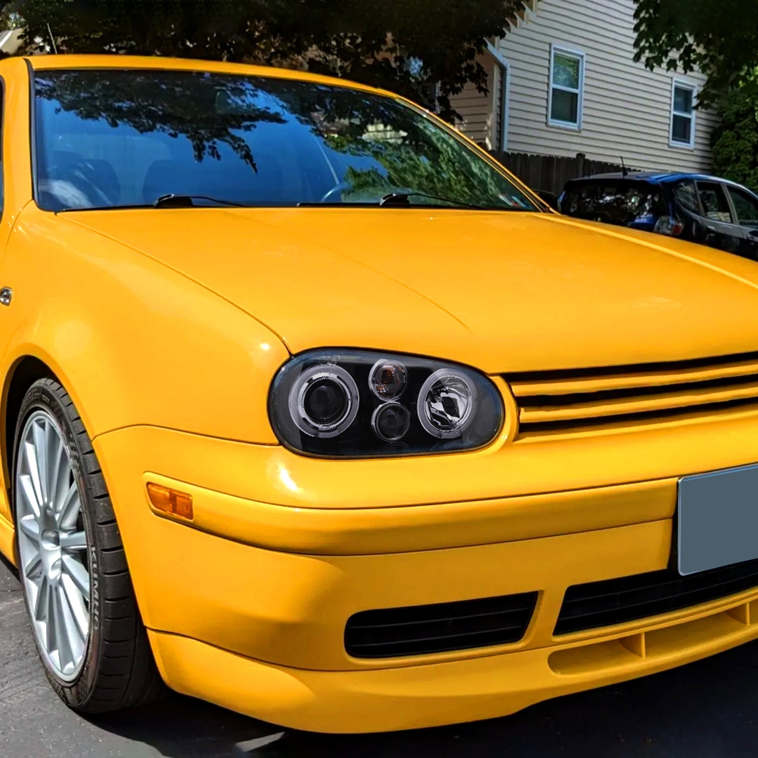 1999-2006 VW Golf Mk4 GTI/R32 Cabrio Dual Halo Projector Headlights Black