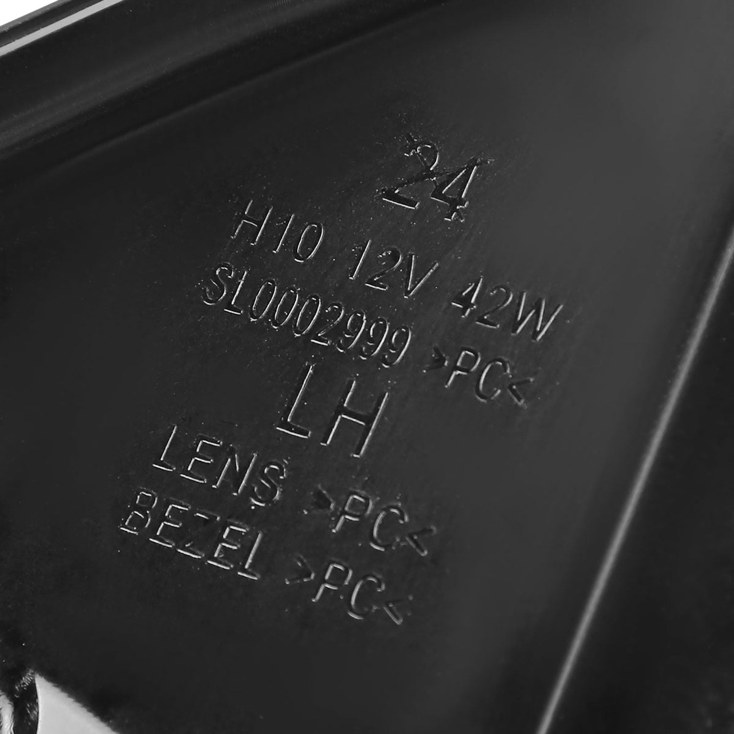 2009-2012 Dodge RAM 1500 / 2010-2018 2500 3500 H10 Fog Lights Chrome/Clear Lens