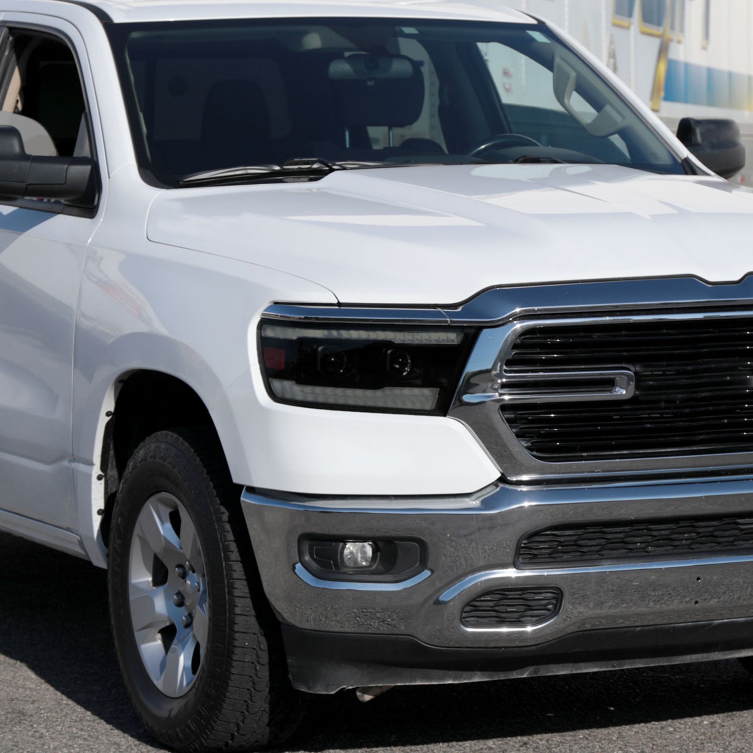 2019-2024 Dodge RAM 1500 Sequential LED Turn Signal Projector Headlights Smoke