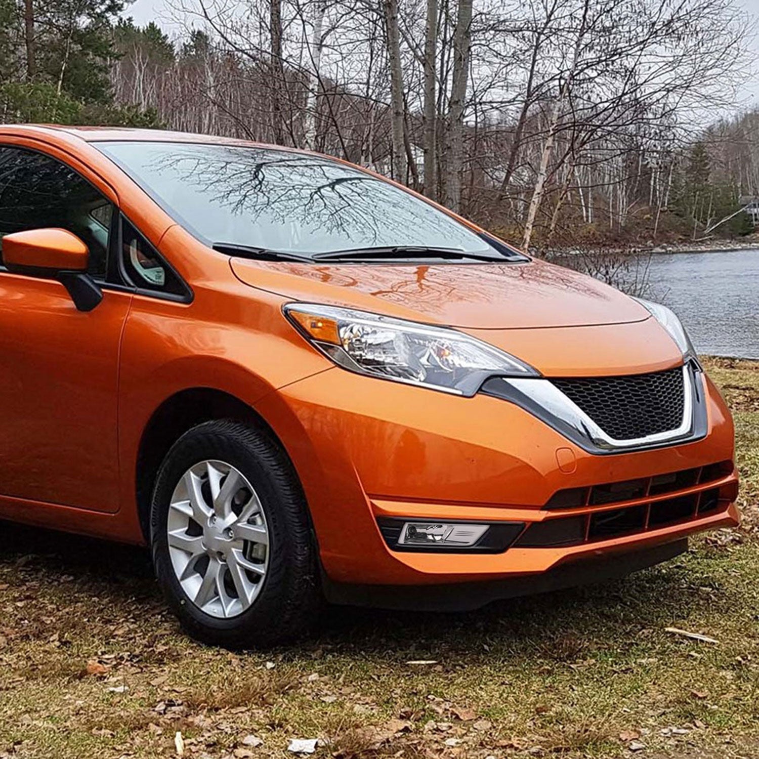 2017-2019 Nissan Versa Note Hatchback H8 Fog Lights Kit Chrome/Clear Lens