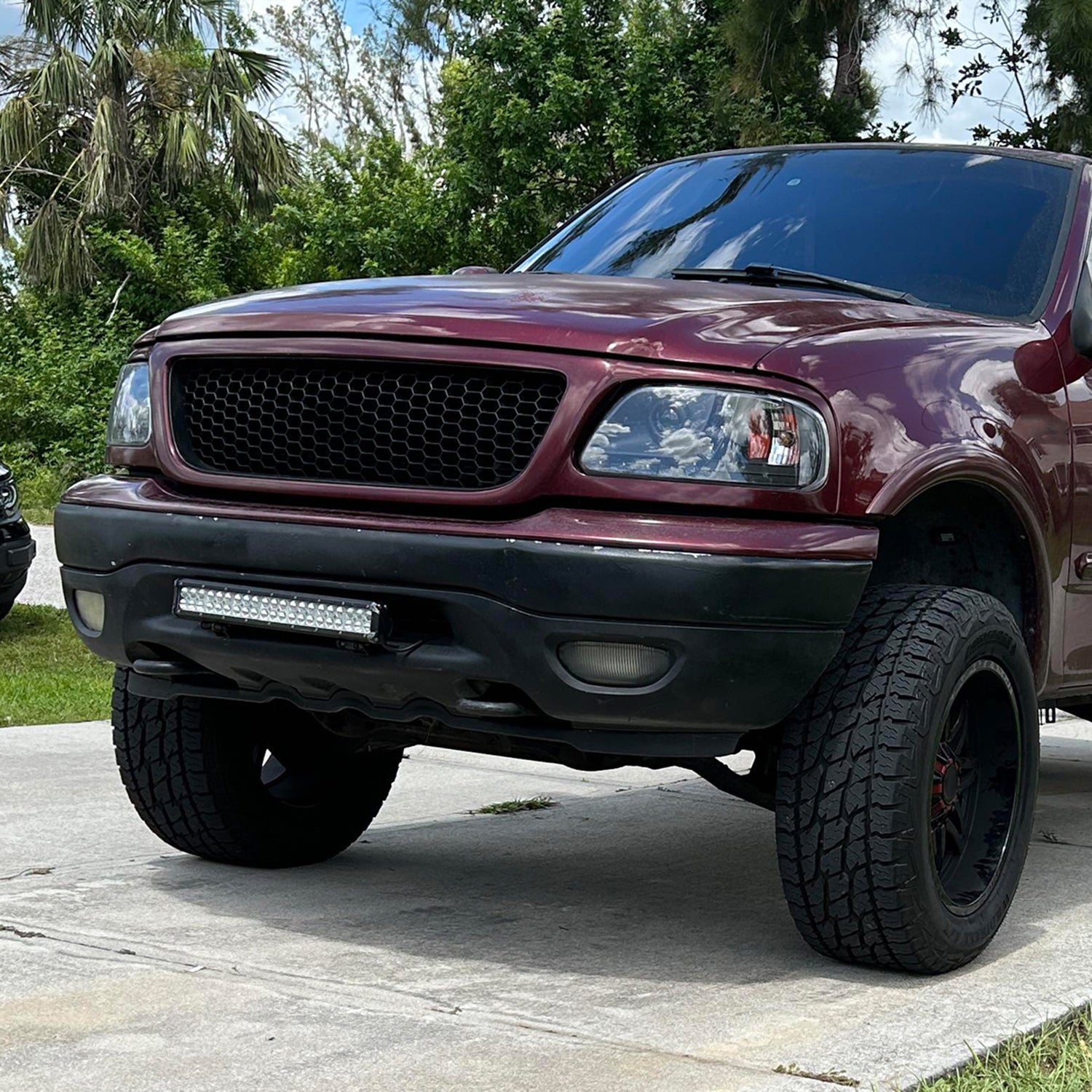 1997-2004 Ford F-150 / 1997-2002 Expedition Projector Headlights LED Light Black