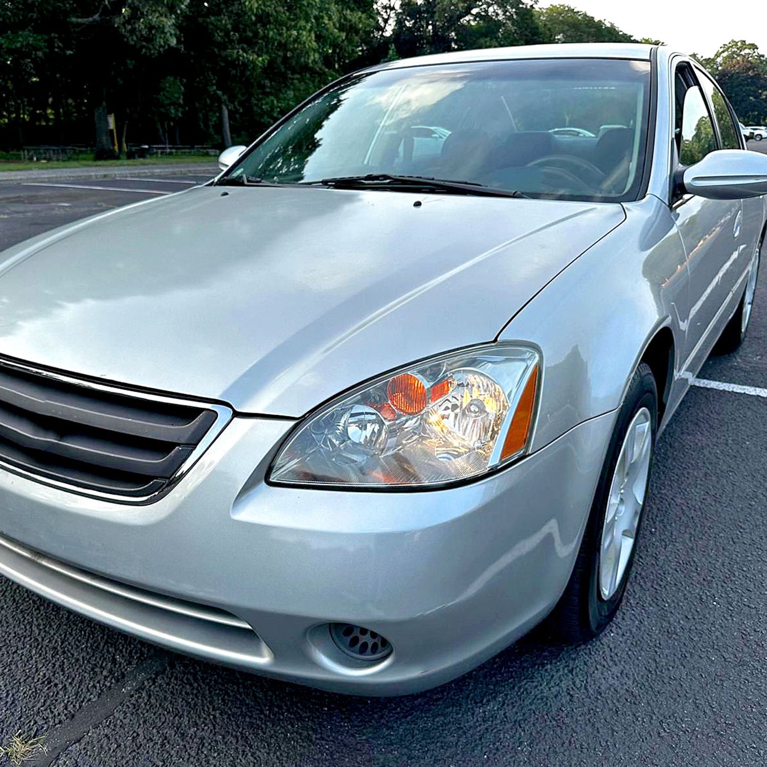 2002-2004 Nissan Altima Crystal Headlights w/ Amber Reflector Chrome/Clear