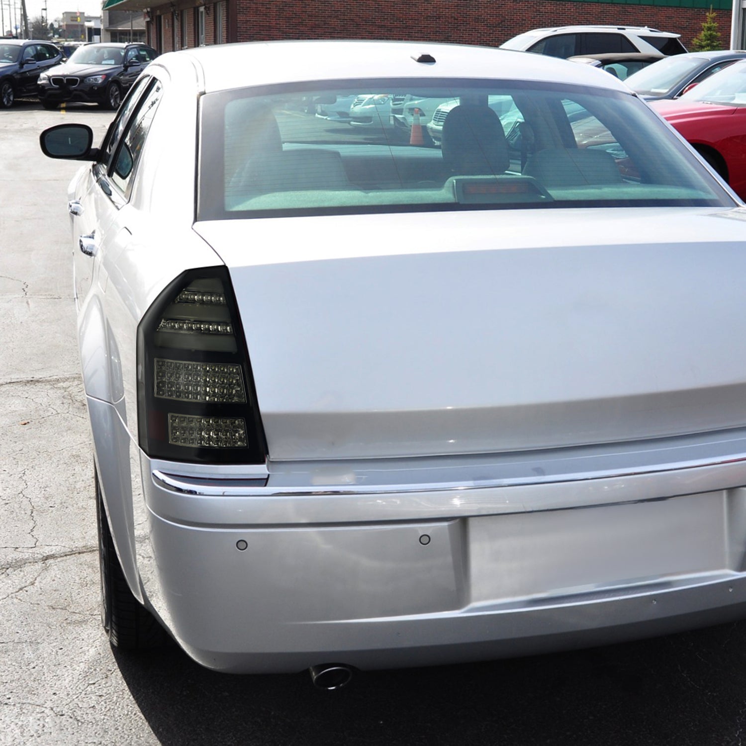 2005-2007 Chrysler 300C LED Tail Lights Glossy Black Housing/Smoke Lens