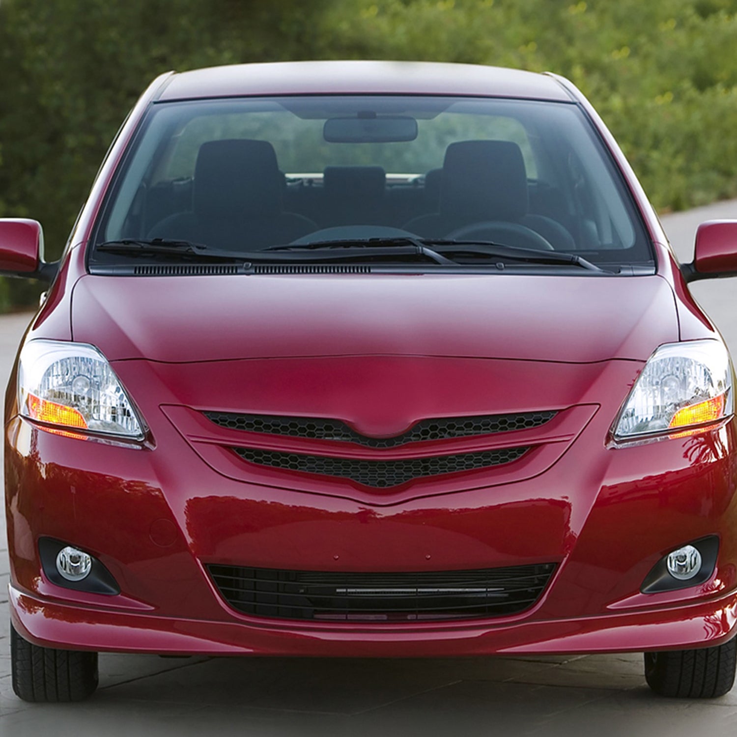 2006-2008 Toyota Yaris Sedan H11 Fog Lights Kit Chrome Housing/Clear Lens