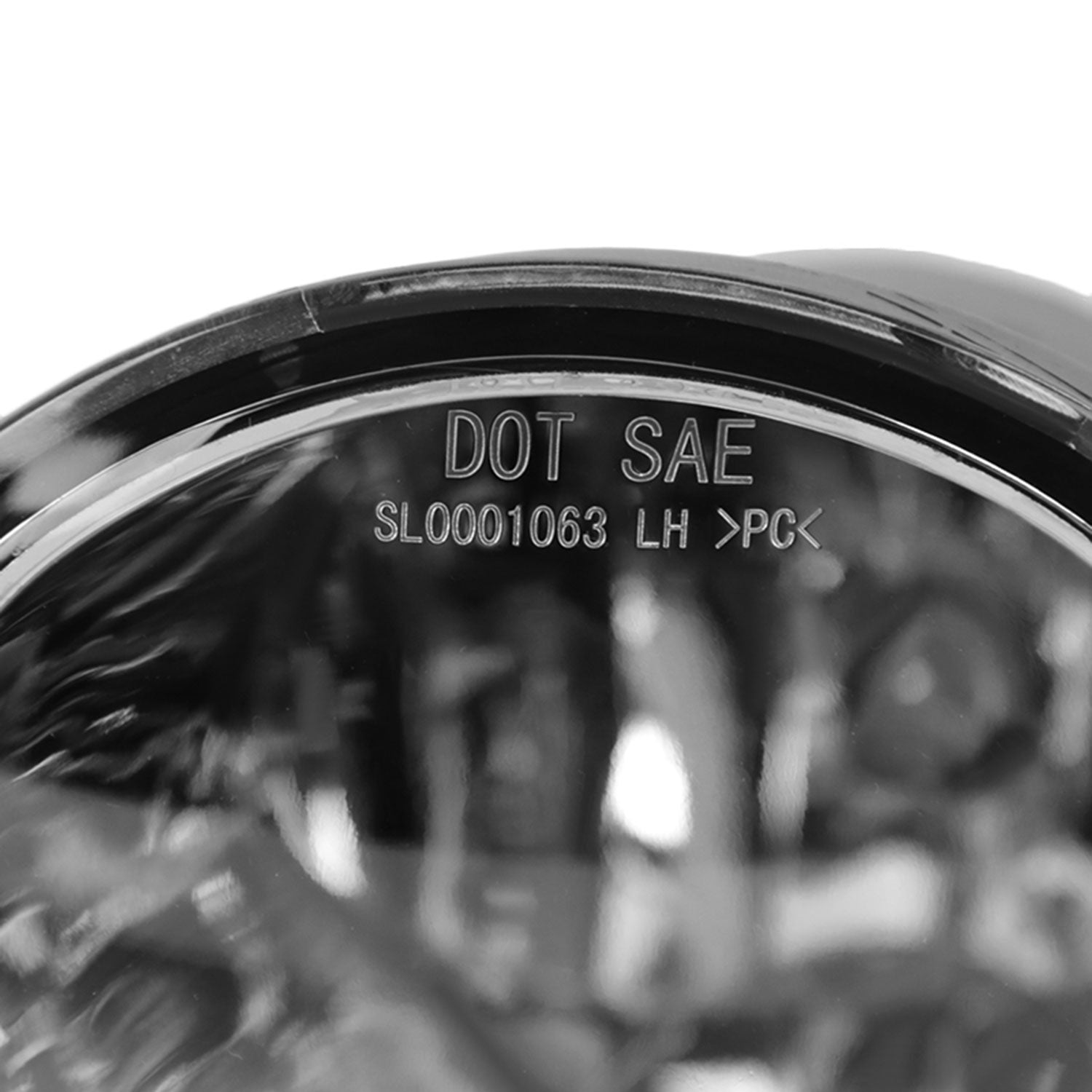 2000-2007 Toyota Tundra/Sequoia 12V/51W 9006 Fog Lights Kit Chrome/Clear Lens