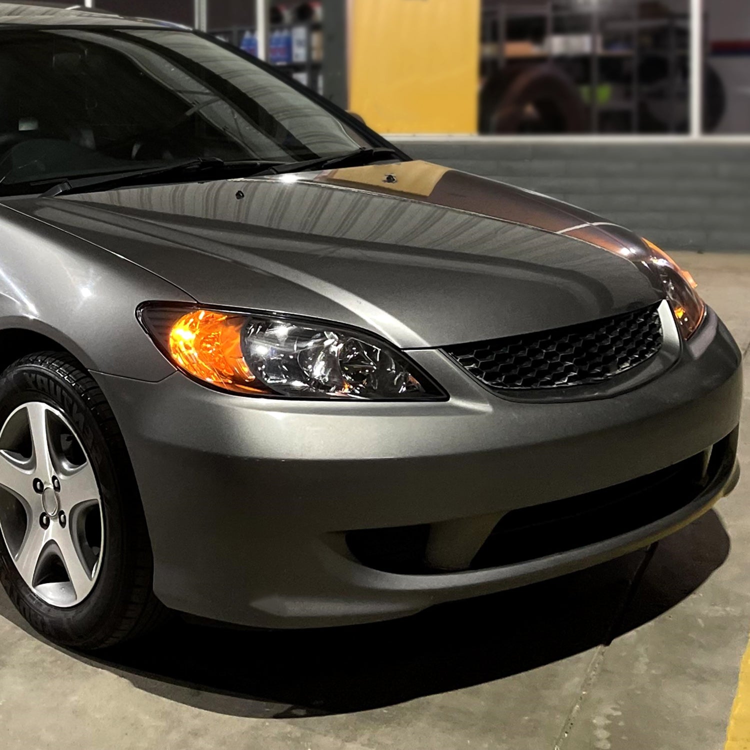 2004-2005 Honda Civic Crystal Headlights Matte Black Housing/Clear Lens