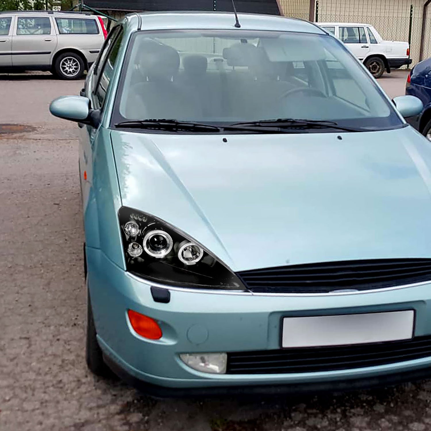 2000-2004 Ford Focus Dual Halo Projector Headlights Matte Black/Clear Lens