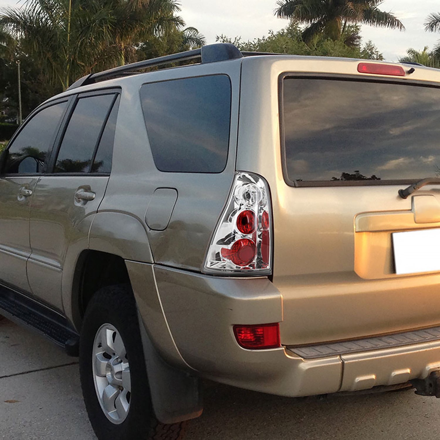 2003-2005 Toyota 4Runner Tail Lights Chrome Housing/Clear Lens