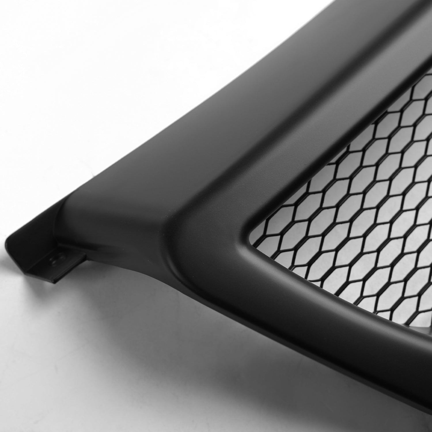 2005-2006 Nissan Altima Matte Black ABS Mesh Grille