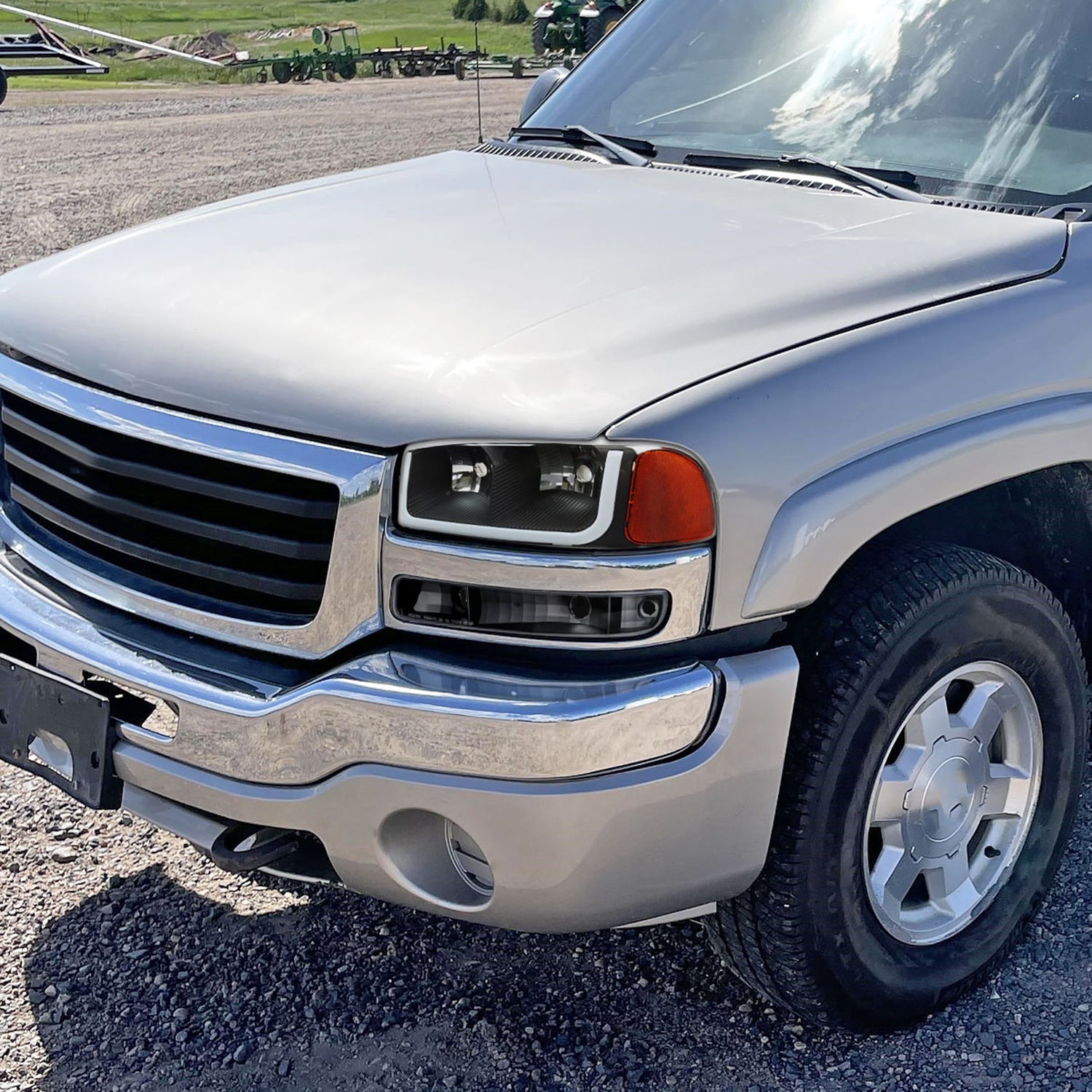 2001-2006 GMC Yukon Denali / XL LED Bar Factor Headlights Matte Black/Clear