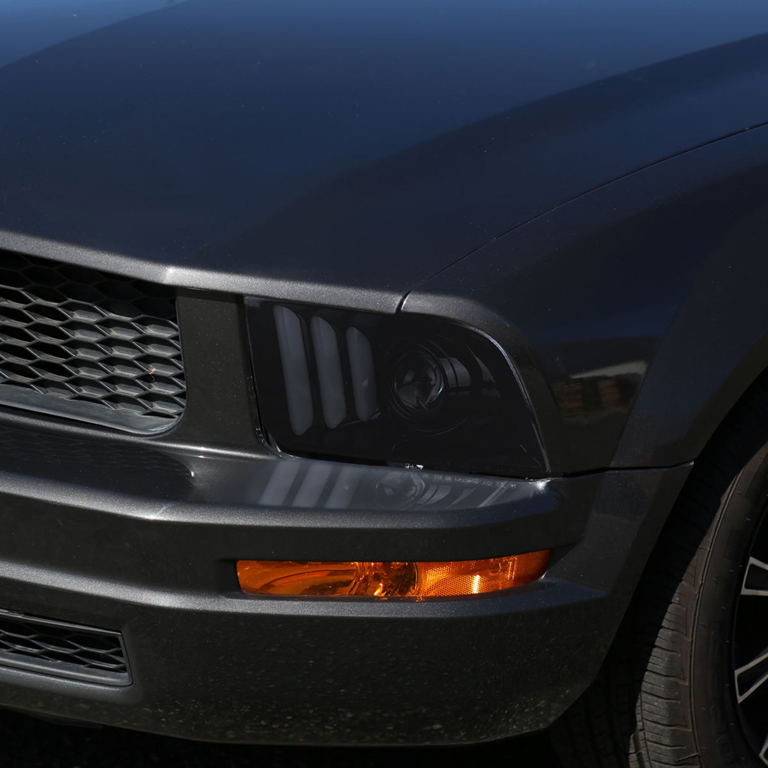 2005-2009 Ford Mustang LED Bar Projector Headlights Chrome/Smoke Lens