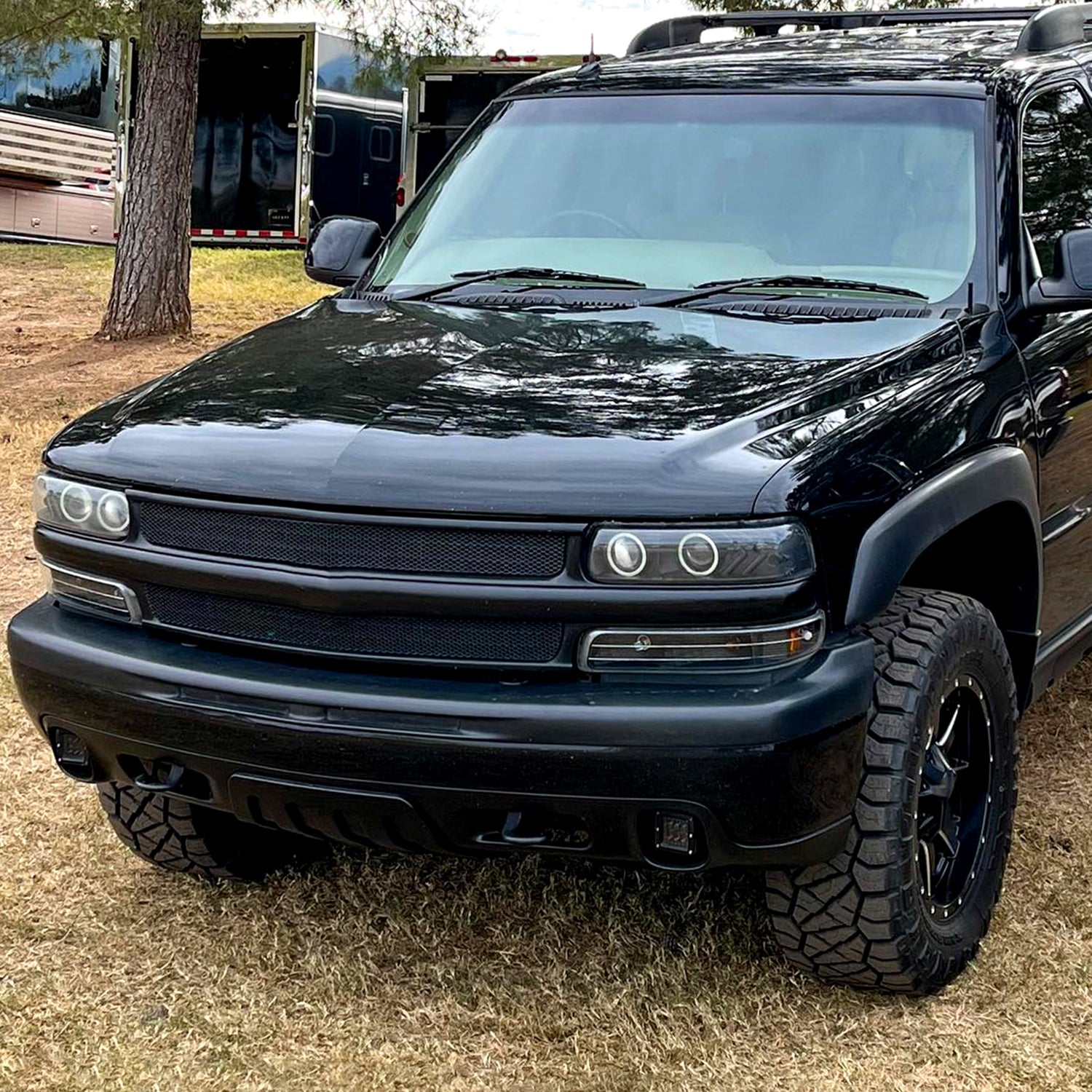 1999-2002 Chevy Silverado/ 00-2006 Tahoe Suburban Bumper Lights Matt Black