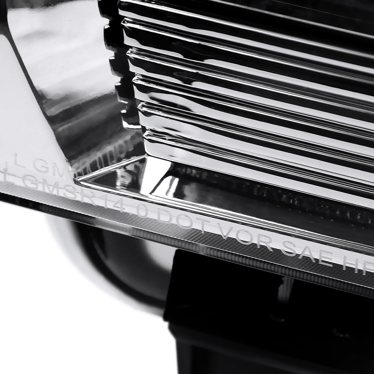 2014-2019 GMC Sierra 1500/2500 HD/3500 HD Projector Headlights Chrome/Clear