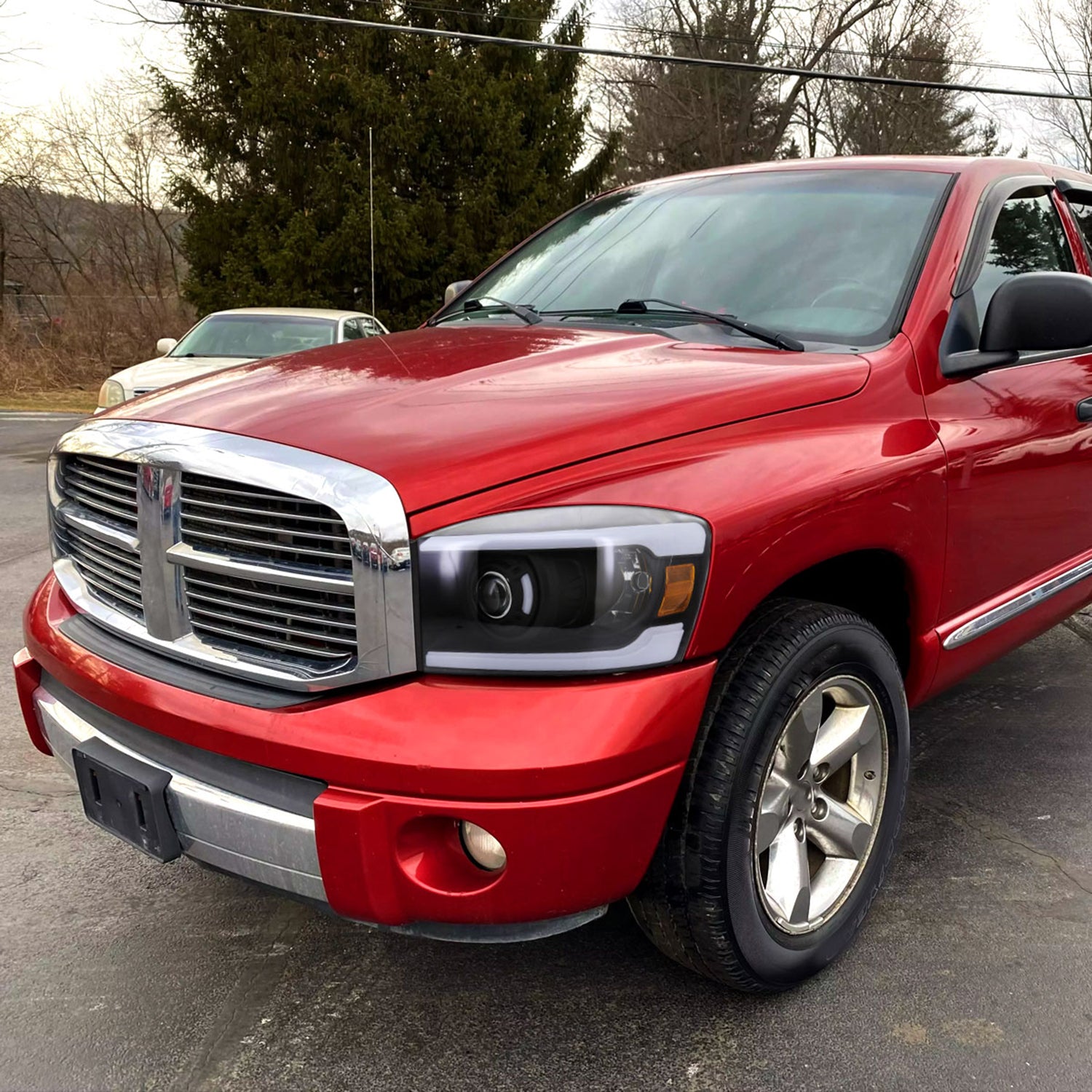 2006-2008 Dodge RAM 1500/ 06-2009 Dodge RAM 2500/3500 LED Tube Headlights Black