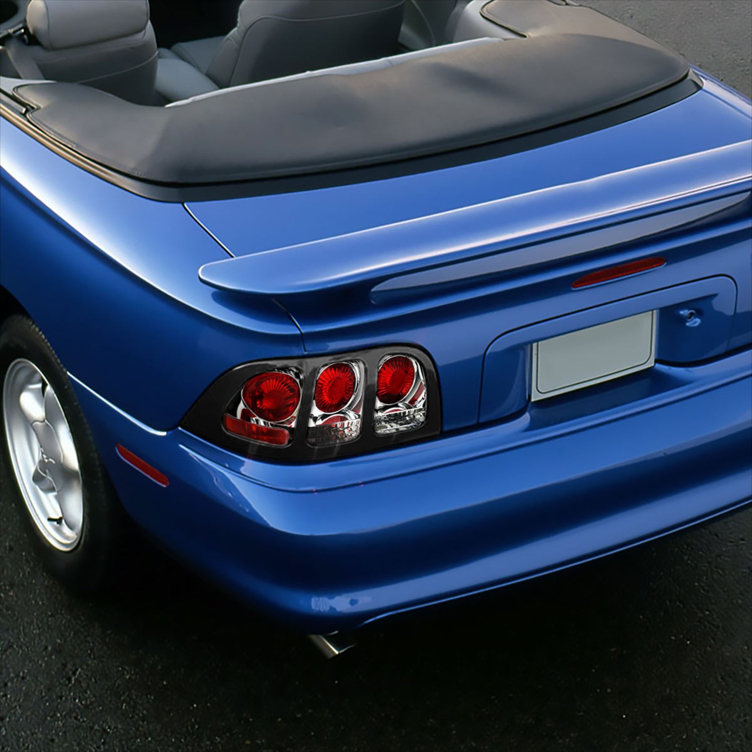 1994-1998 Ford Mustang Tail Lights Chrome Housing/Clear Lens