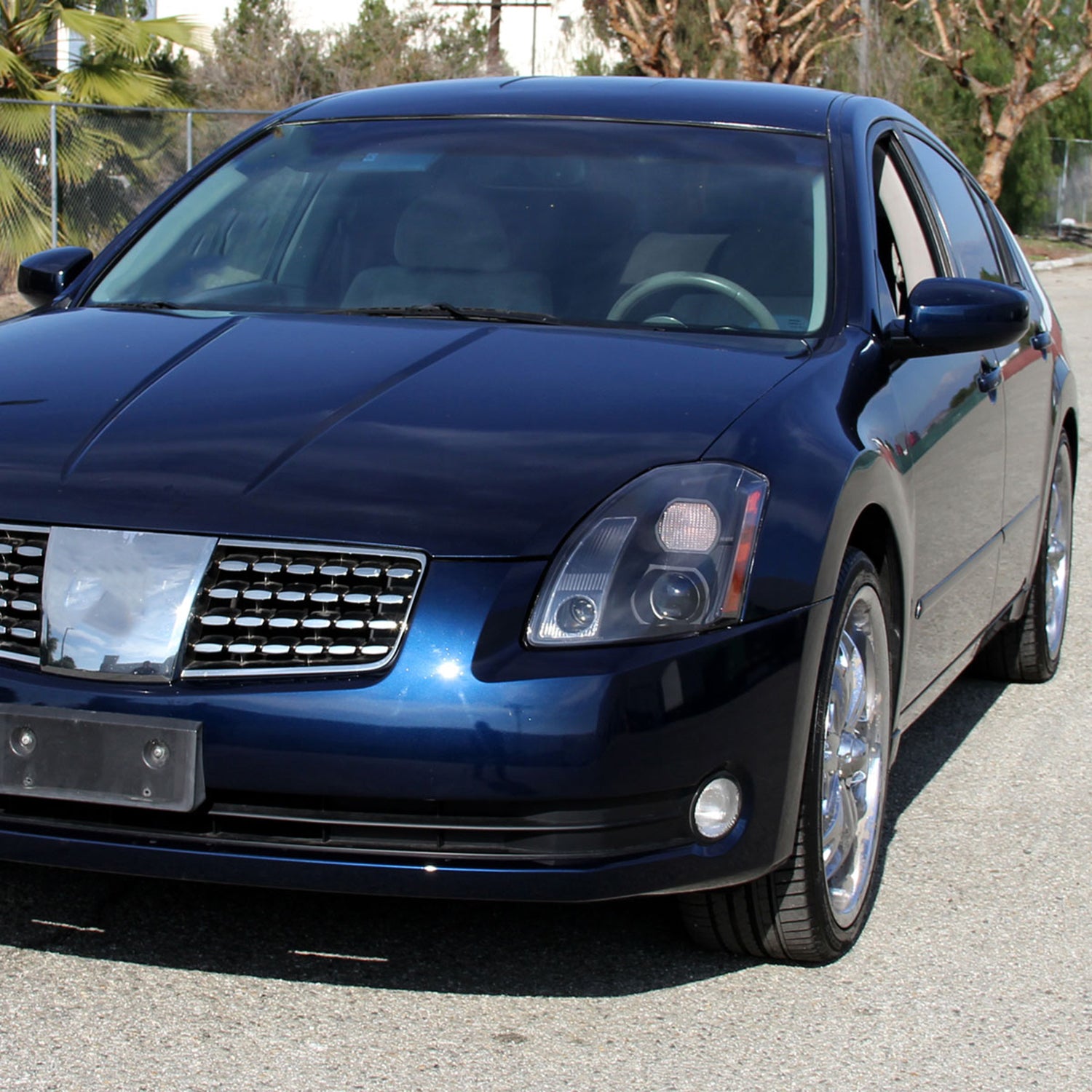 2004-2006 Nissan Maxima Projector Headlights Amber Reflectors Matt Black/Clear